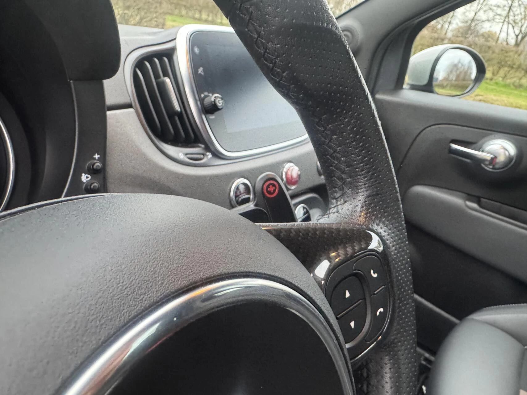 Hoofdafbeelding Abarth 695