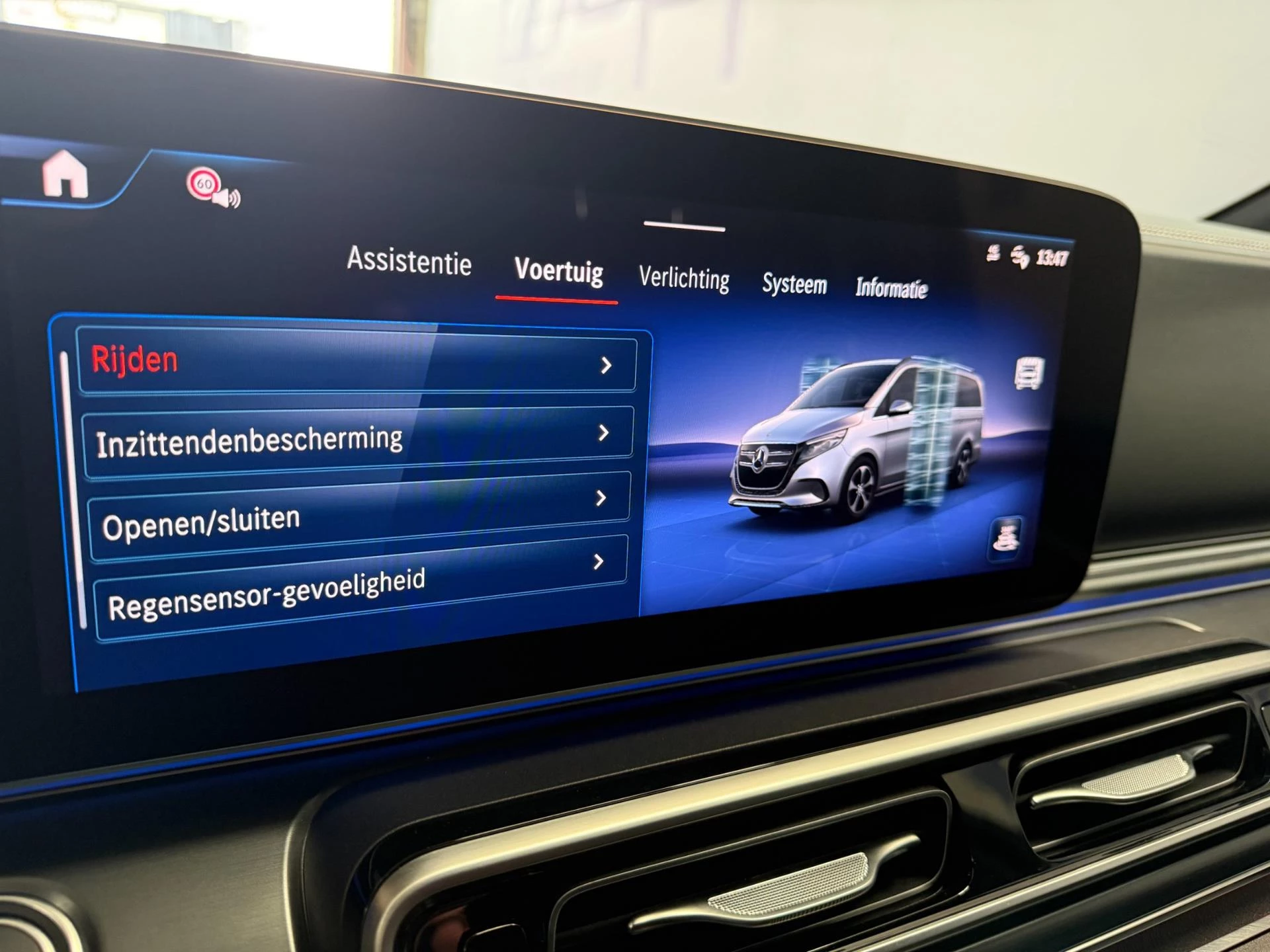 Hoofdafbeelding Mercedes-Benz EQV