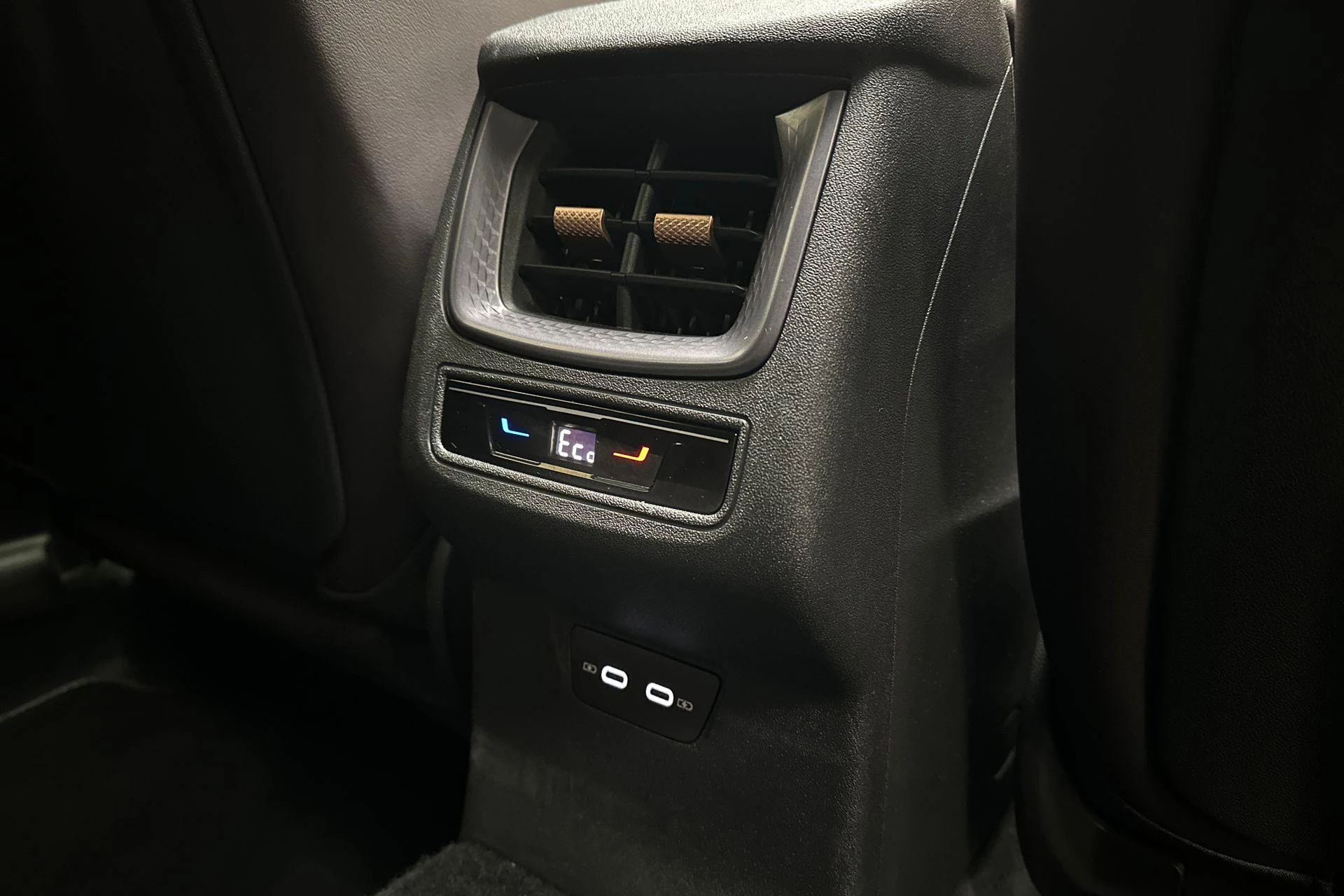 Hoofdafbeelding CUPRA Terramar