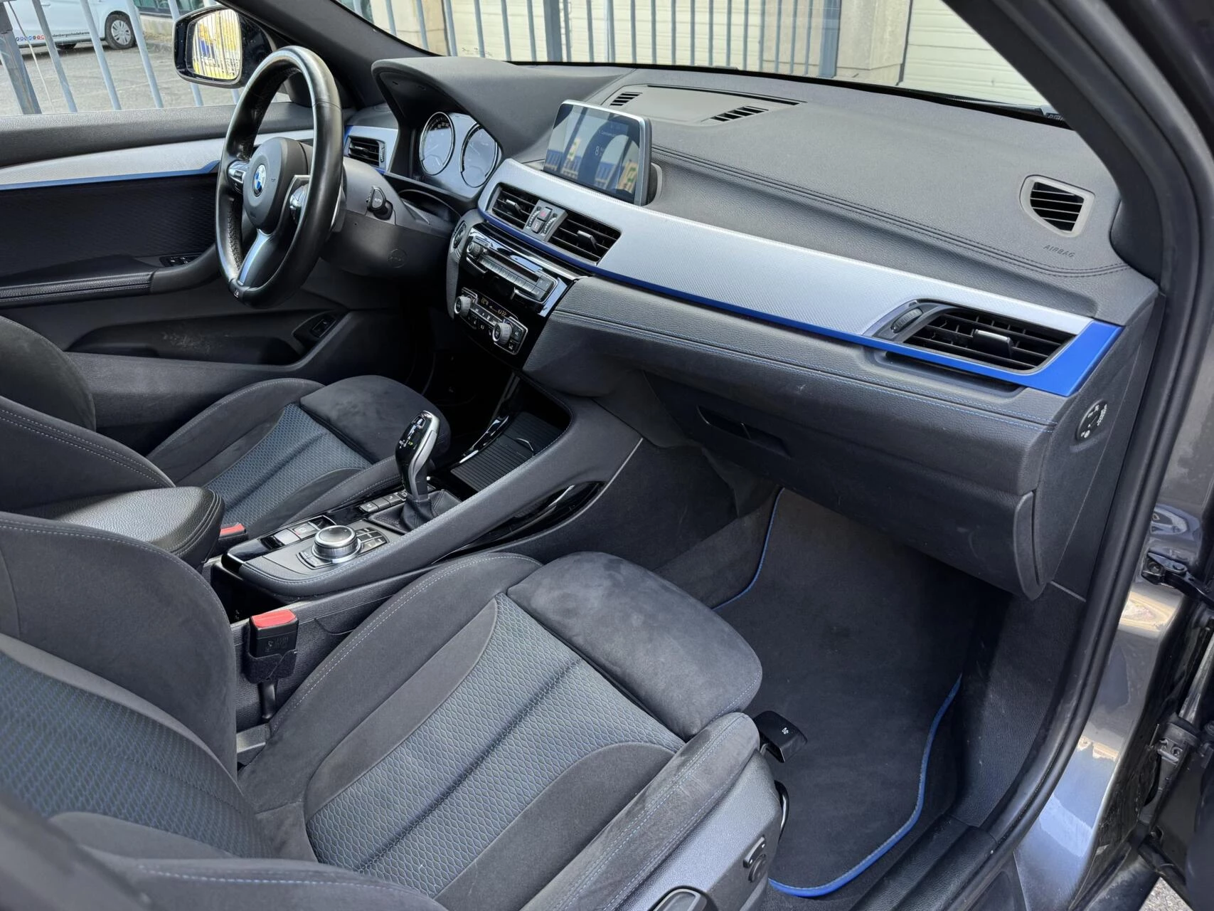 Hoofdafbeelding BMW X2