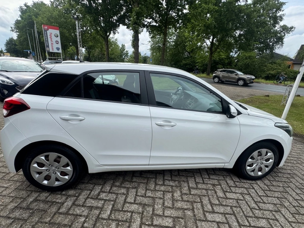 Hoofdafbeelding Hyundai i20