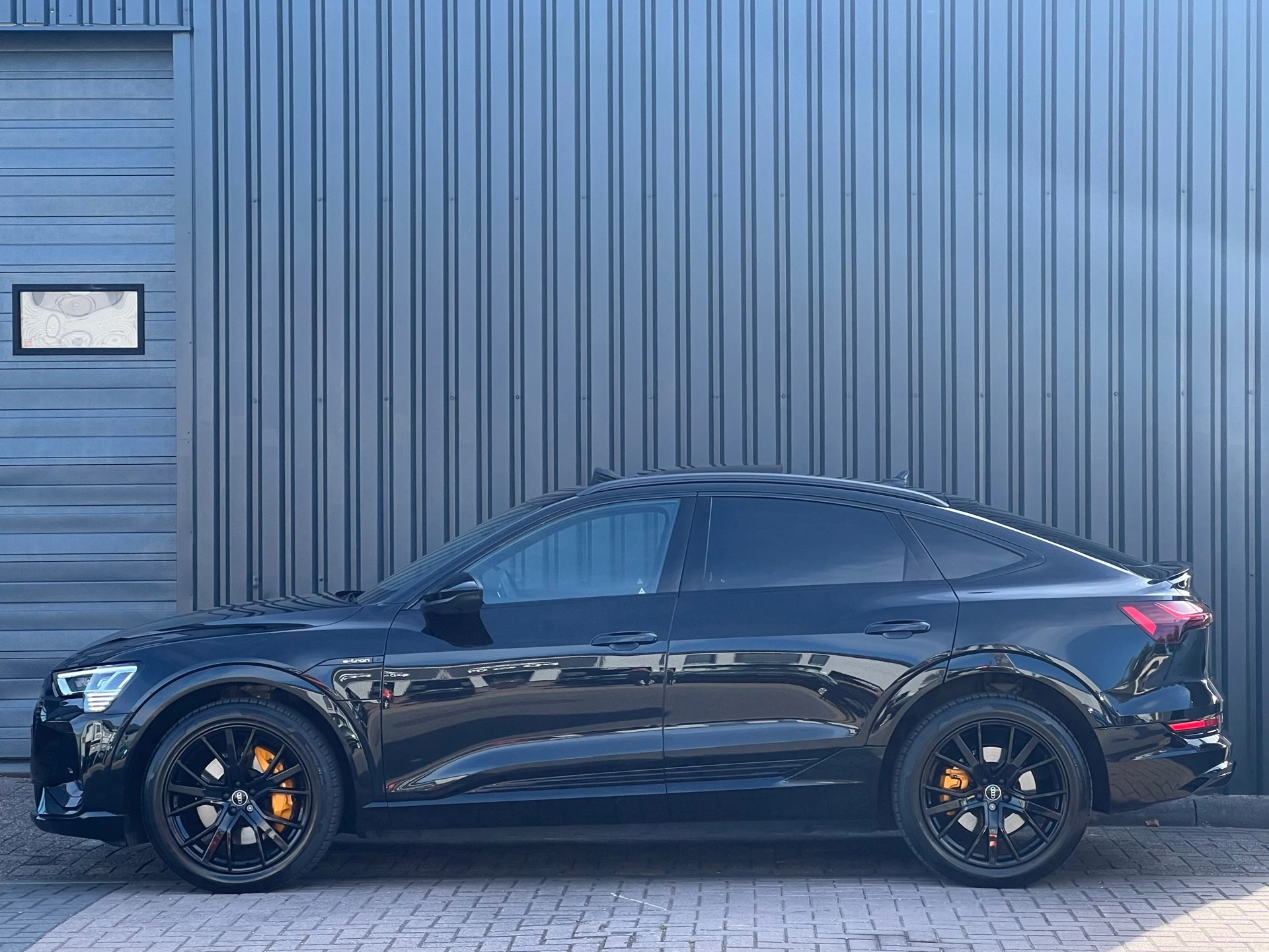 Hoofdafbeelding Audi e-tron