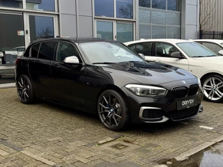 BMW M140i xDrive Shadow | Navi Pro - Keyless - Alcantara