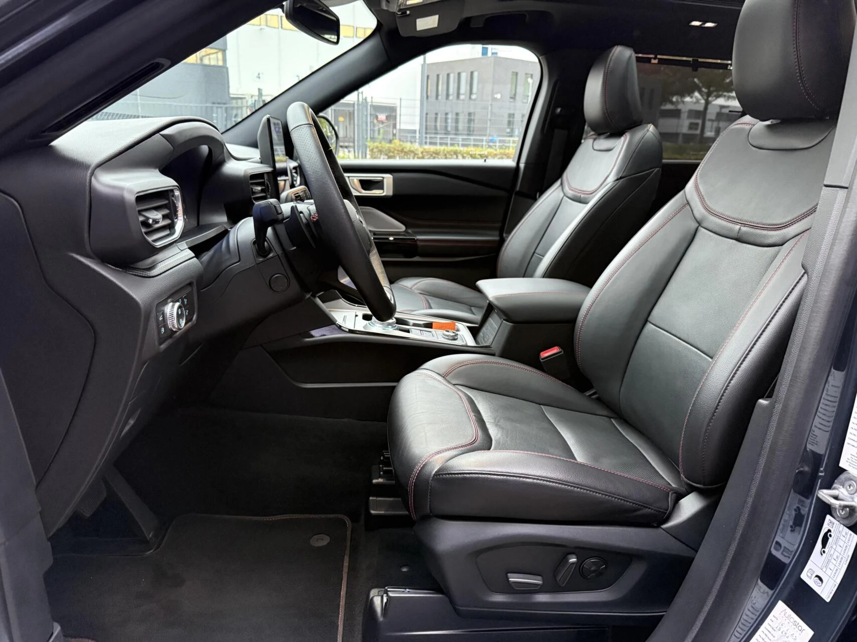 Hoofdafbeelding Ford Explorer