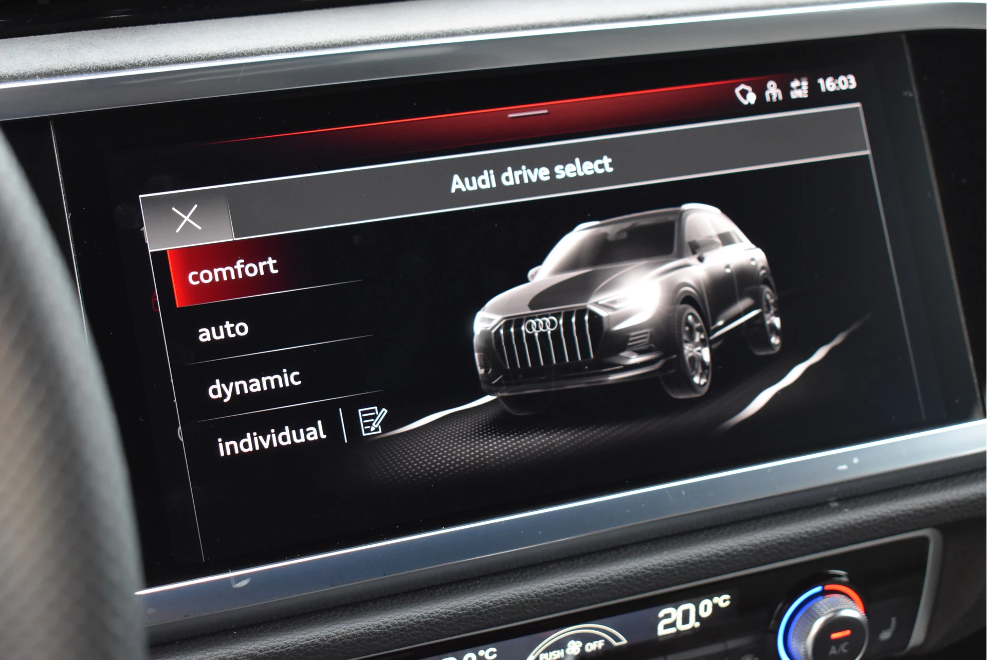 Hoofdafbeelding Audi Q3