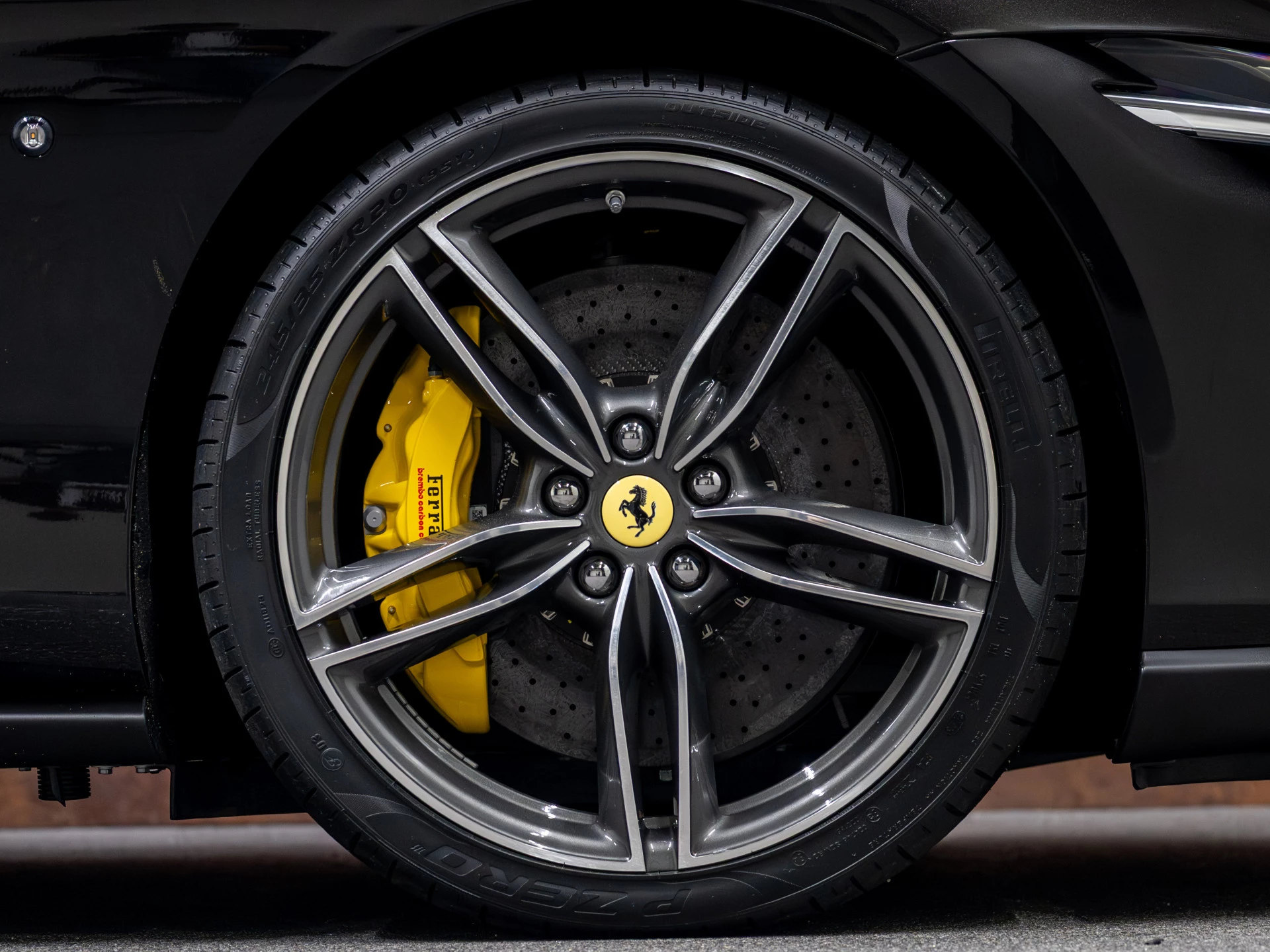 Hoofdafbeelding Ferrari Roma