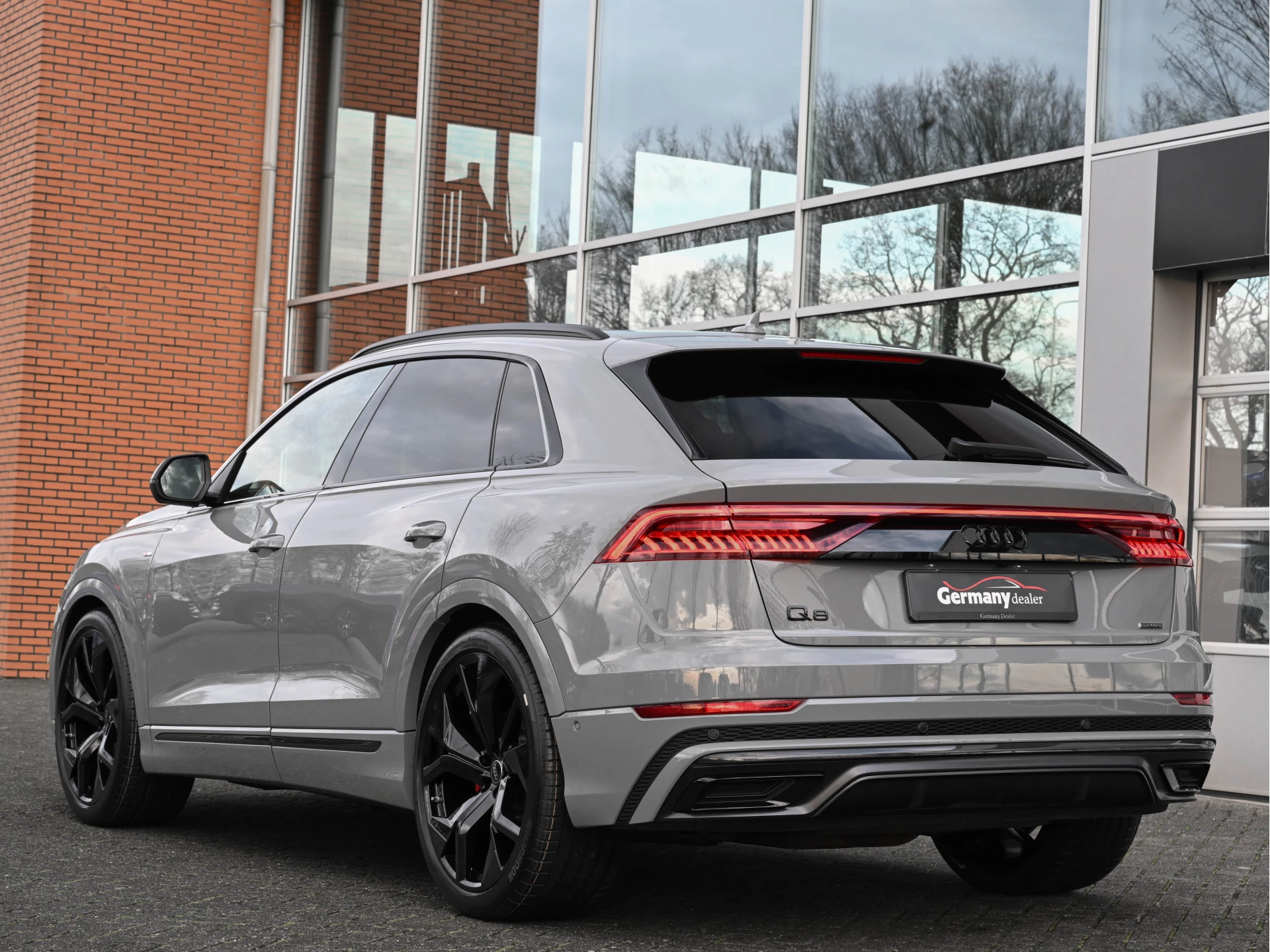 Hoofdafbeelding Audi Q8