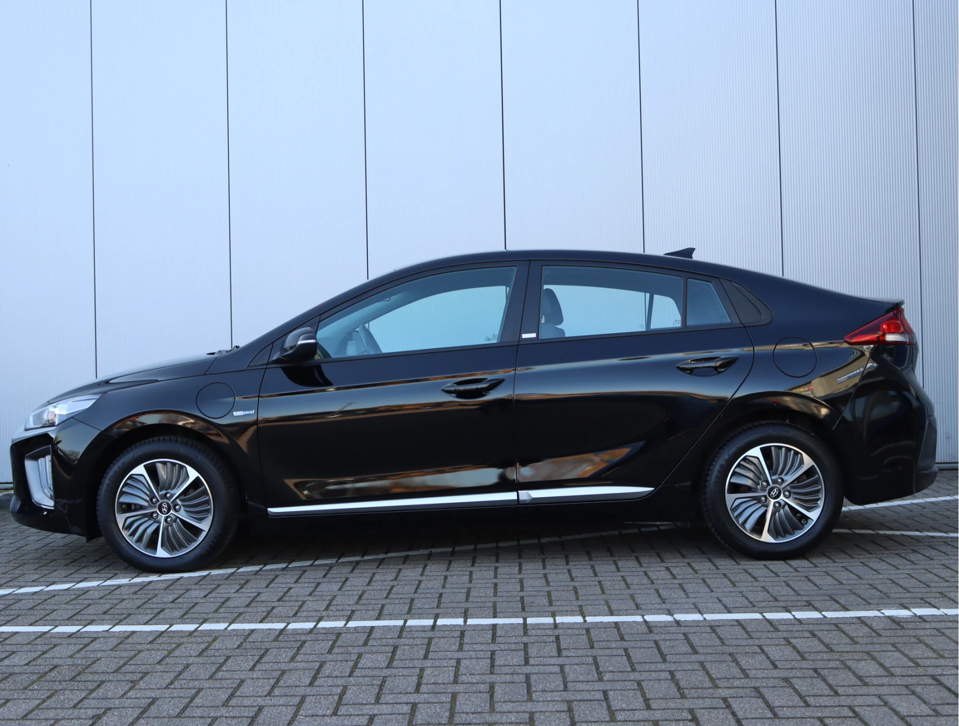 Hoofdafbeelding Hyundai IONIQ