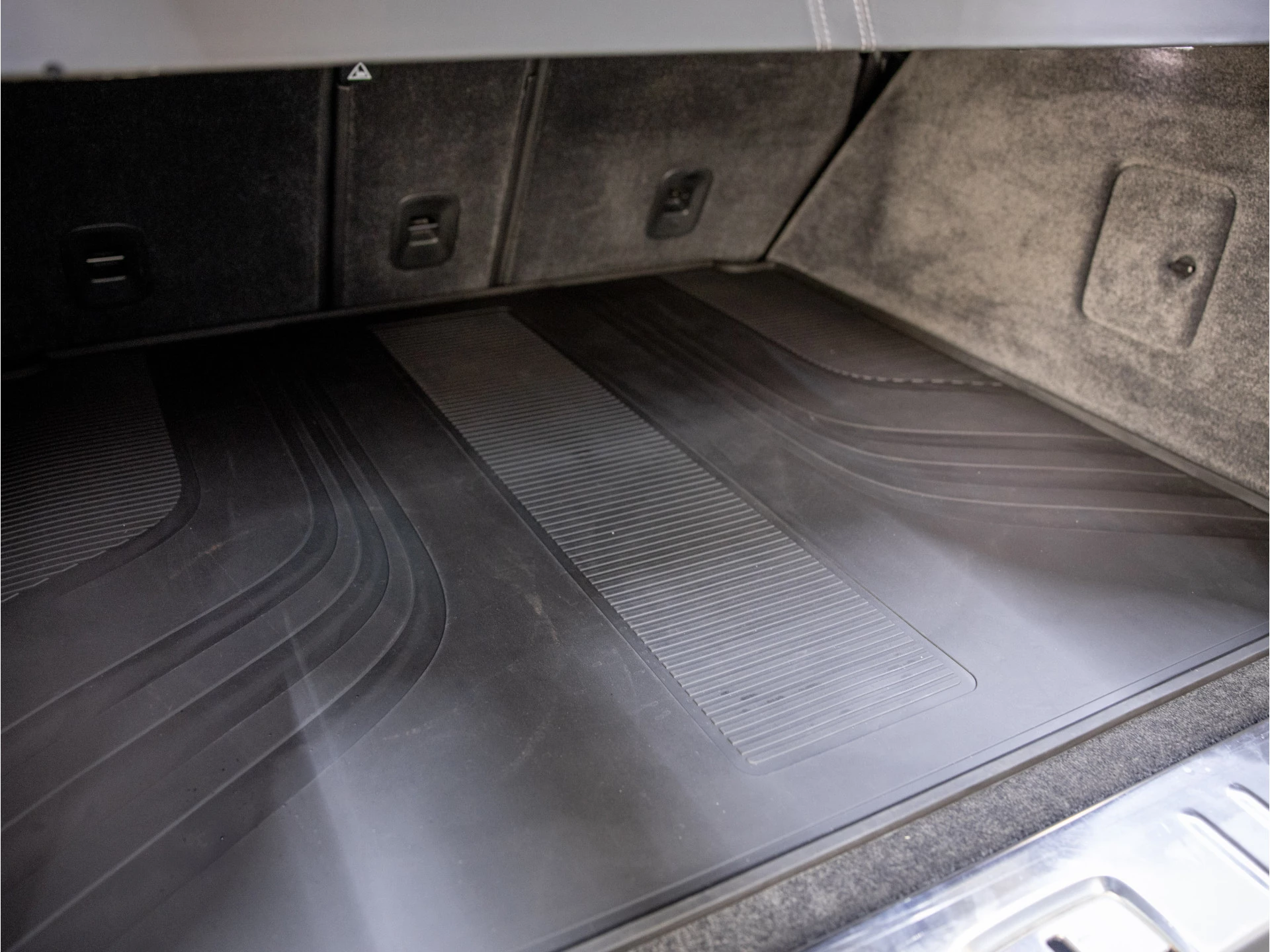 Hoofdafbeelding Aston Martin DBX