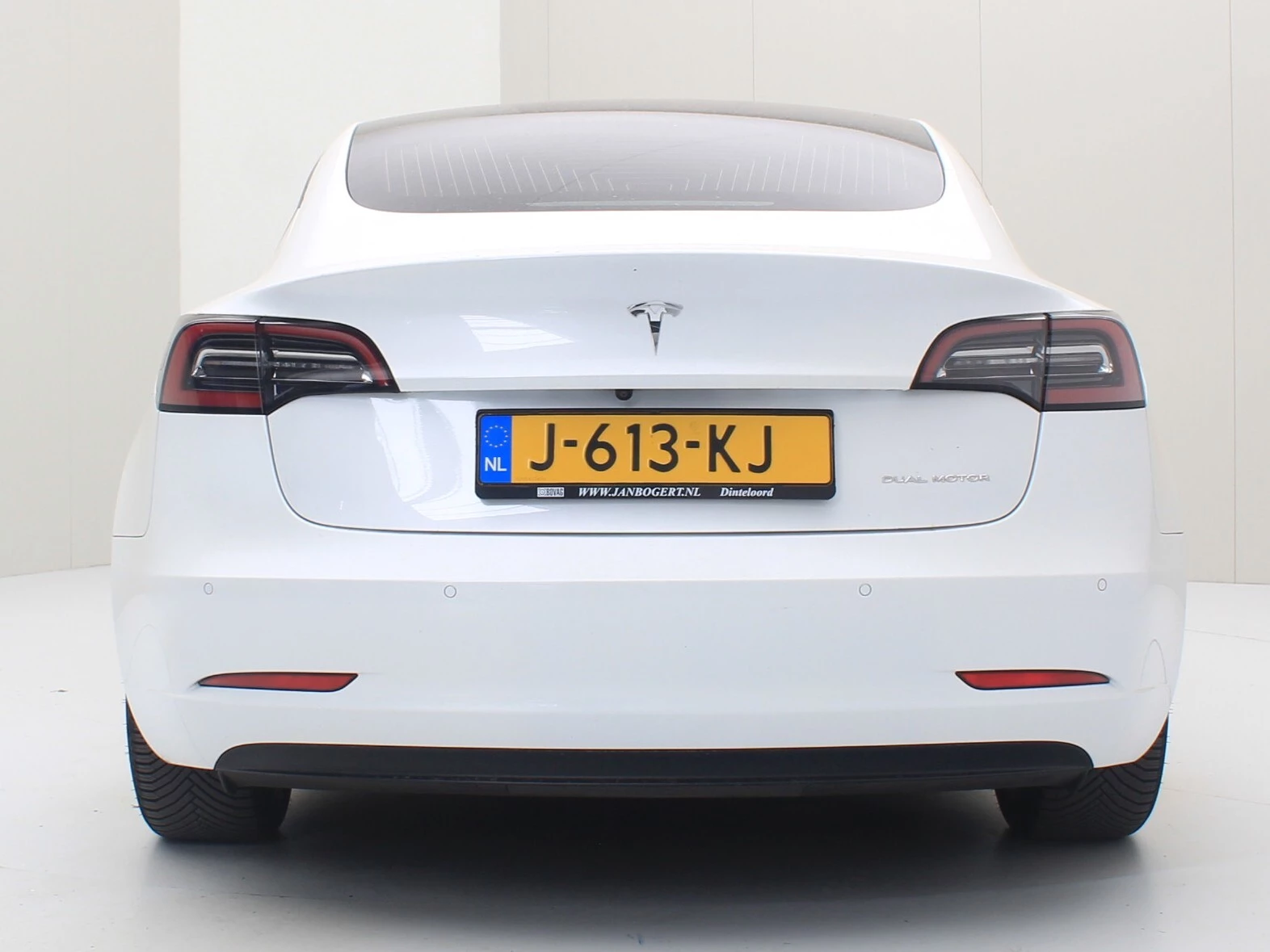 Hoofdafbeelding Tesla Model 3