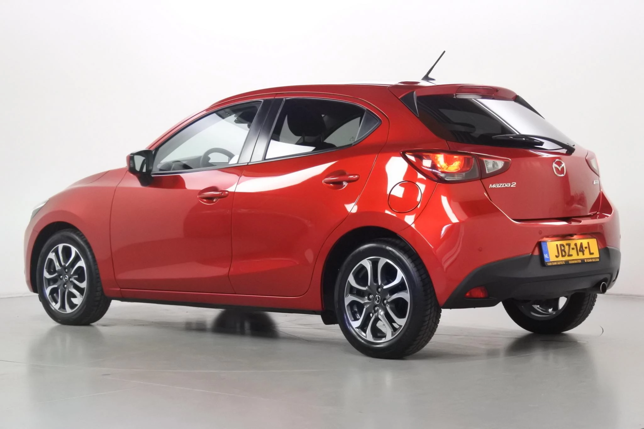 Hoofdafbeelding Mazda 2