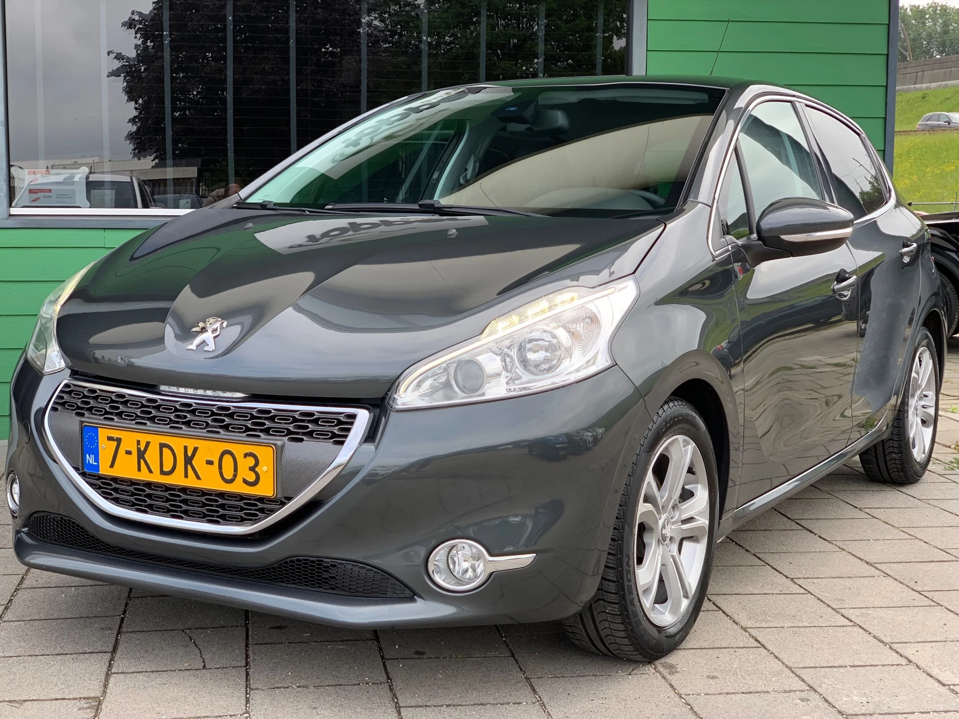Hoofdafbeelding Peugeot 208