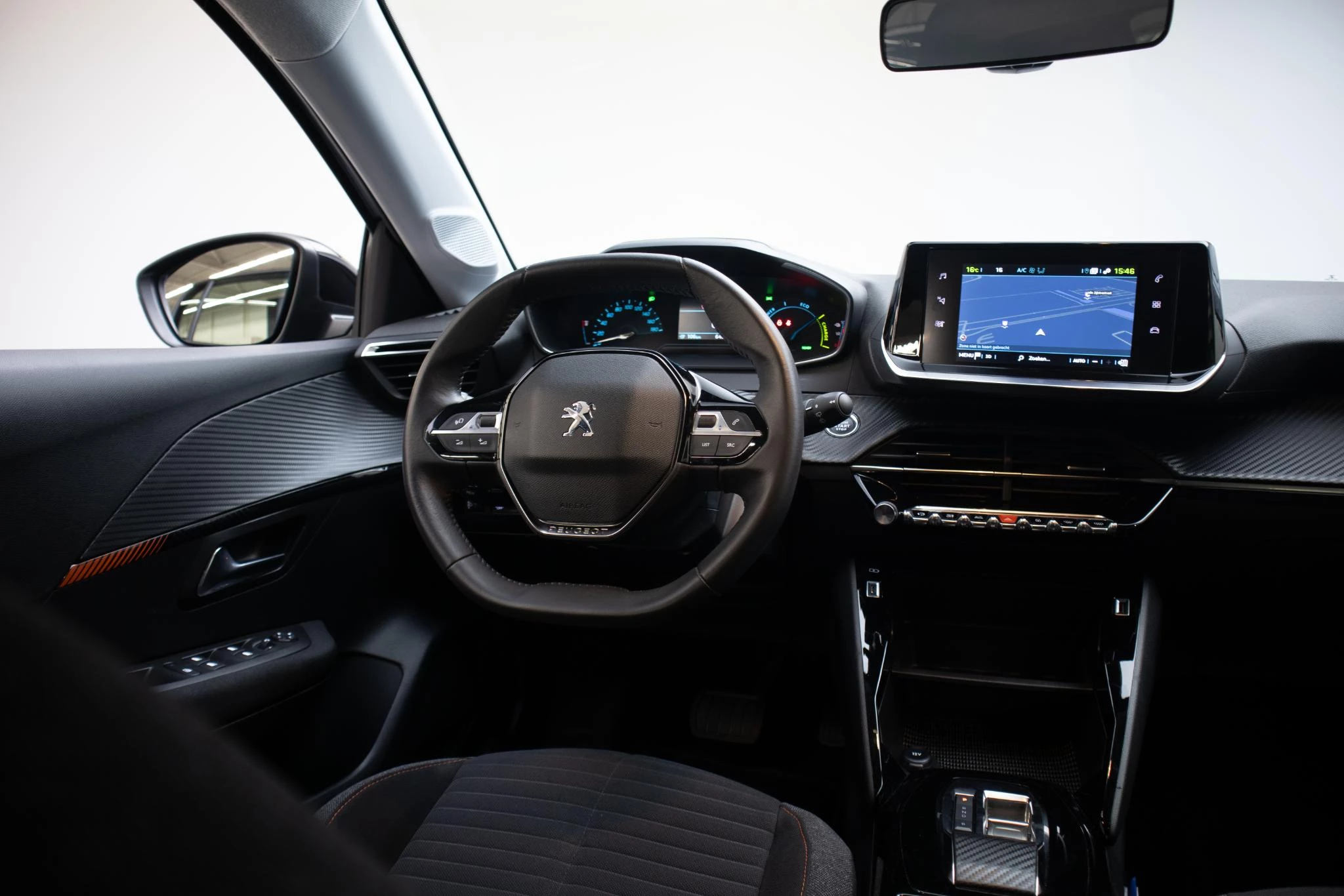 Hoofdafbeelding Peugeot e-208