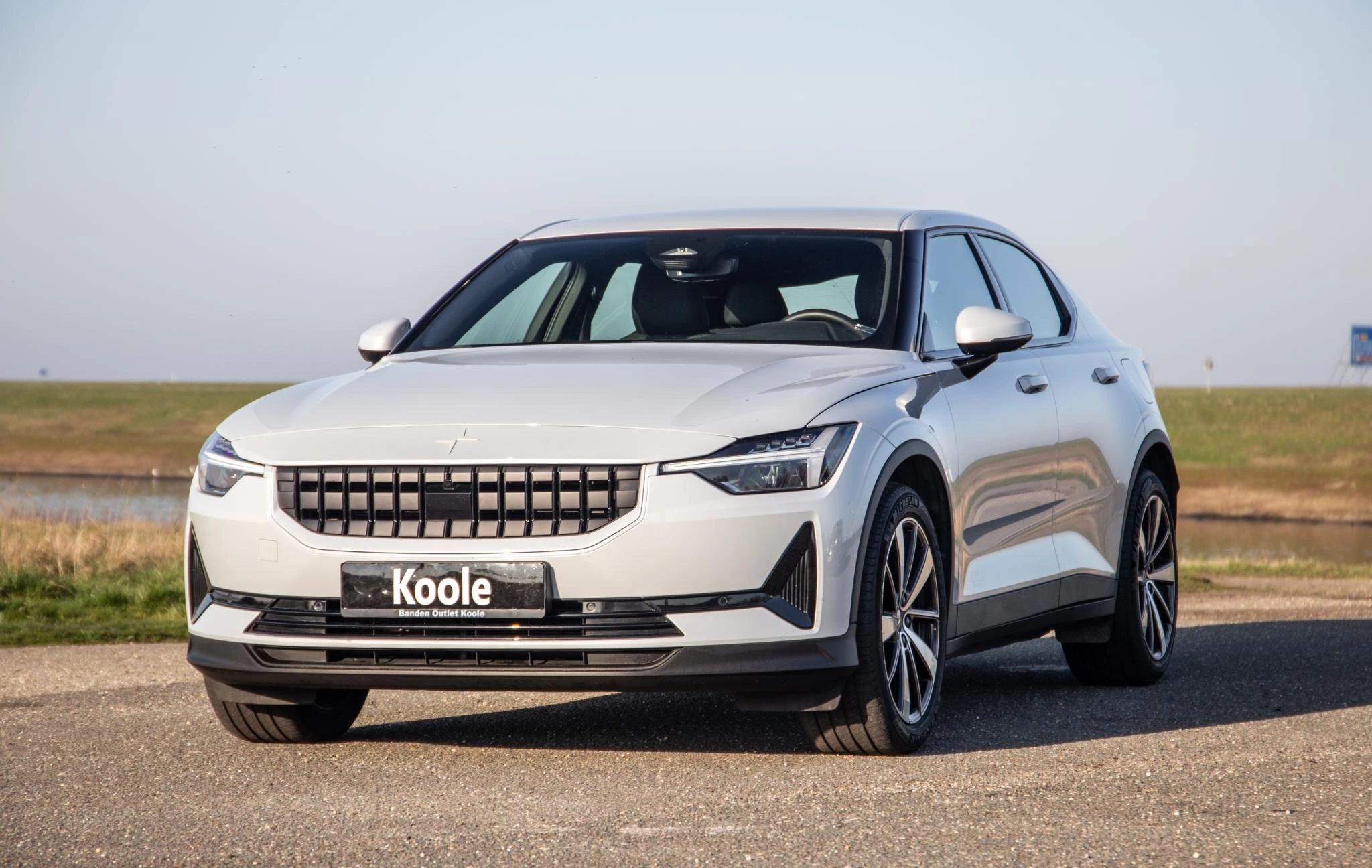 Hoofdafbeelding Polestar 2