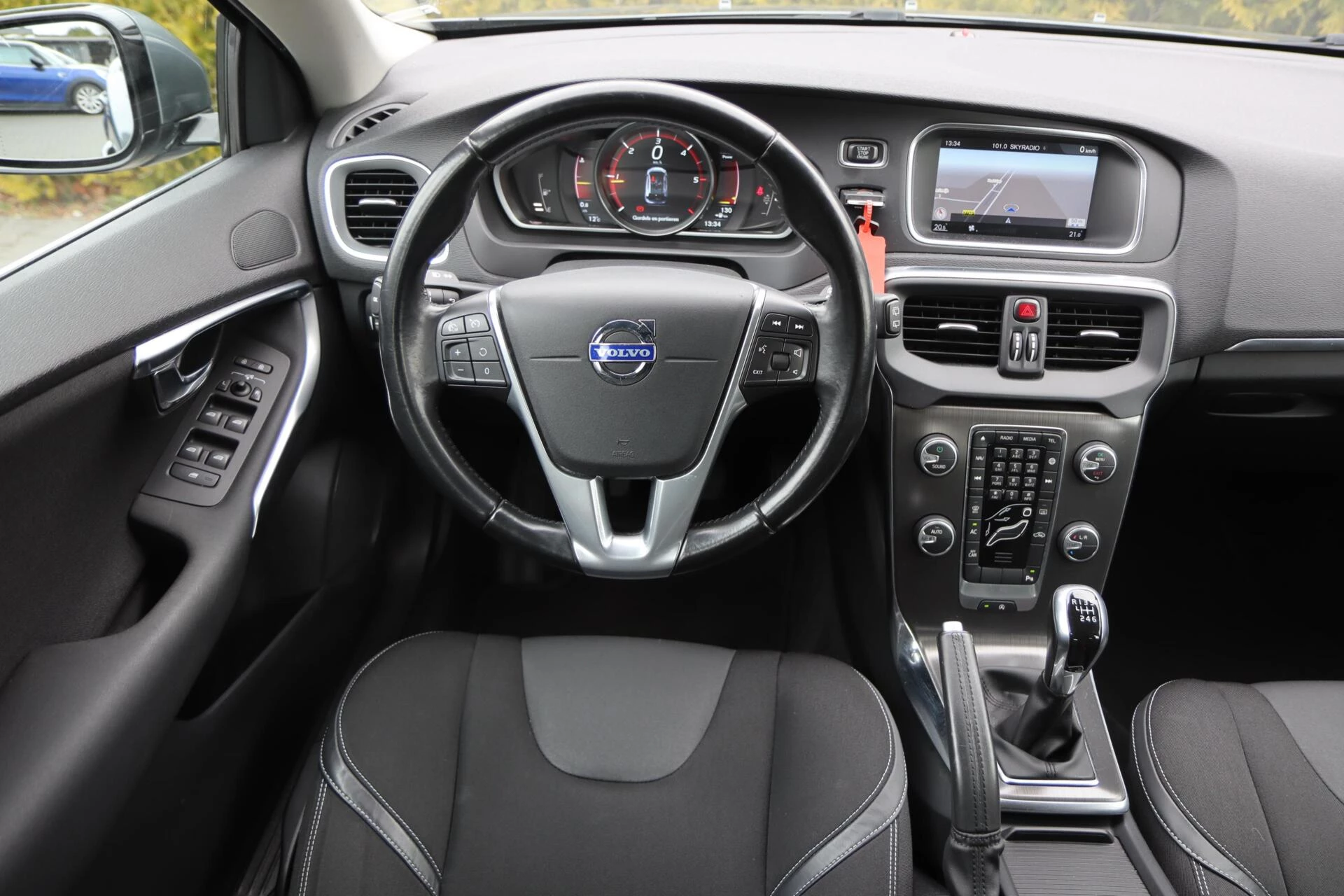 Hoofdafbeelding Volvo V40