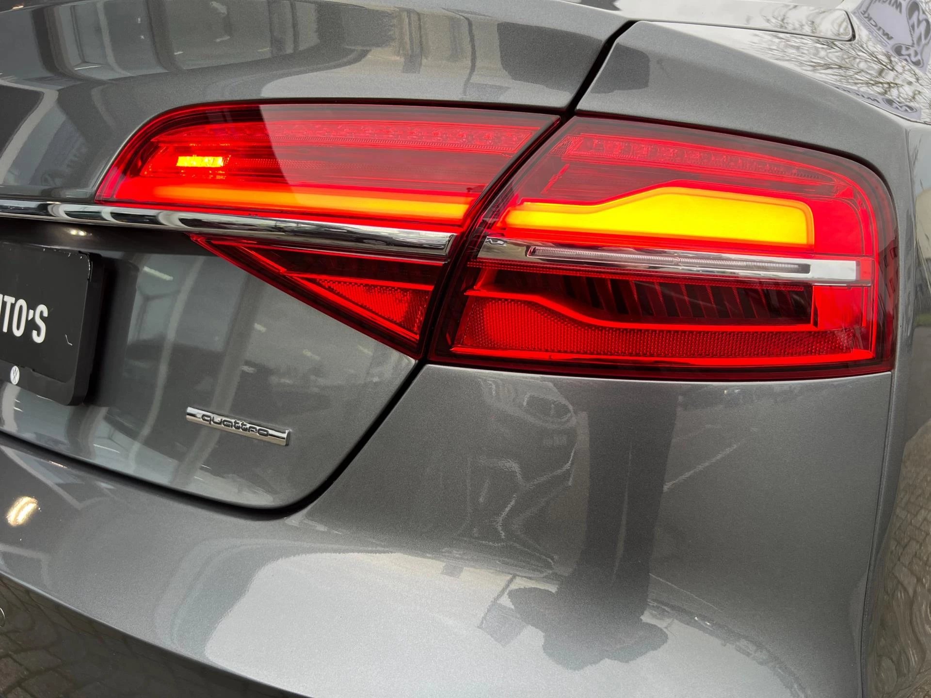 Hoofdafbeelding Audi A8