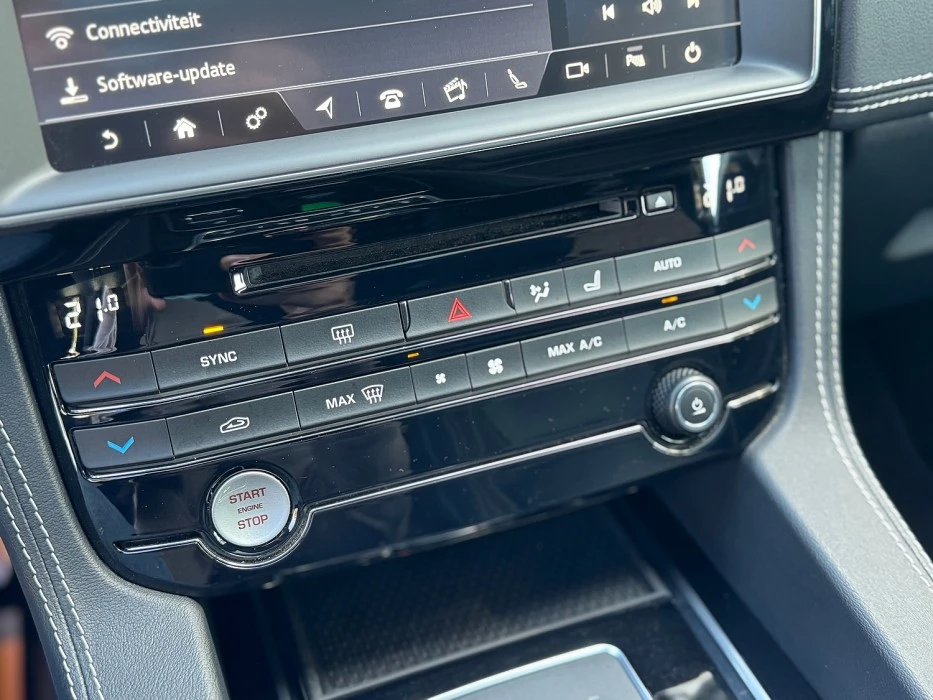 Hoofdafbeelding Jaguar F-PACE