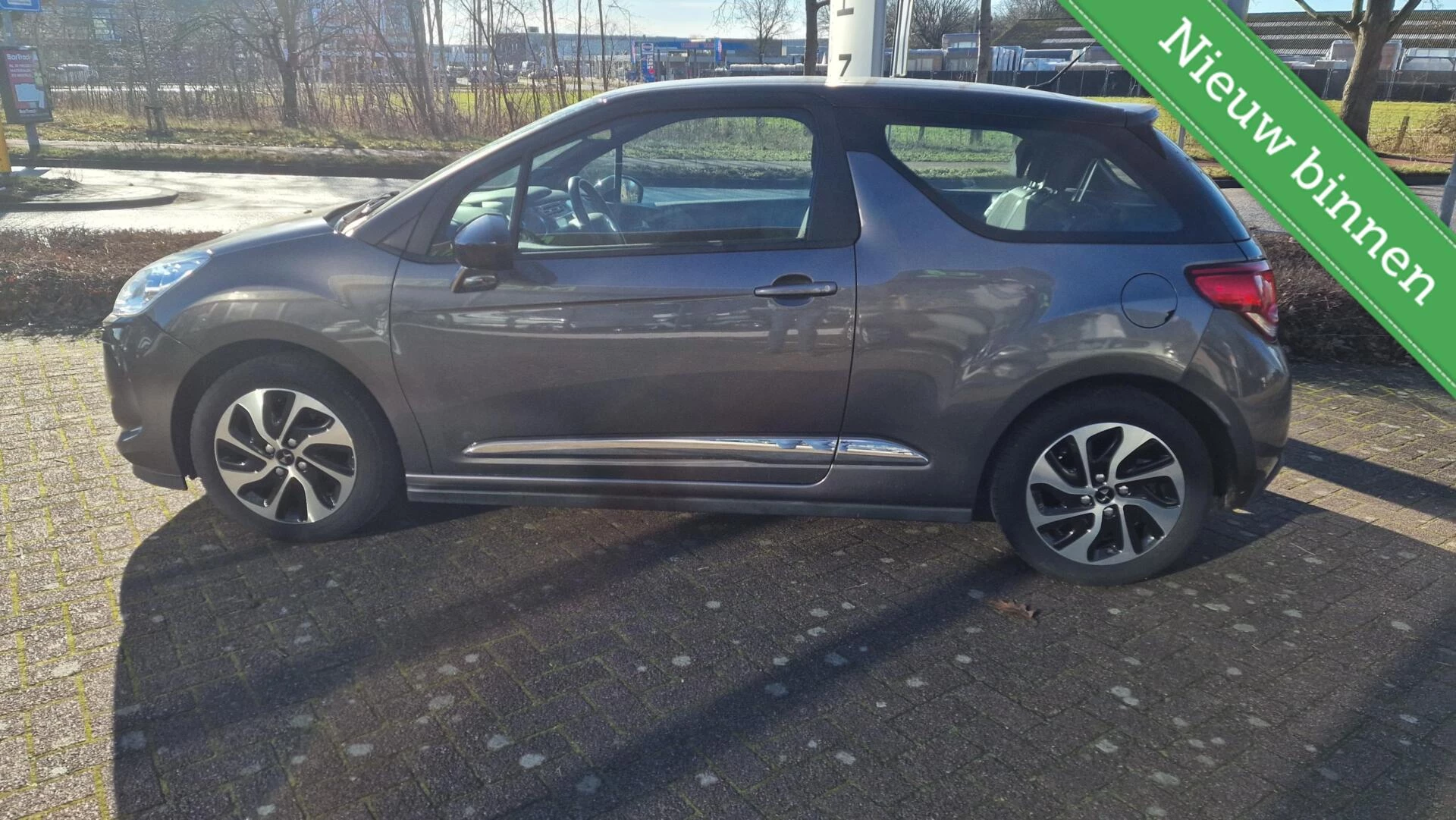 Hoofdafbeelding DS DS 3