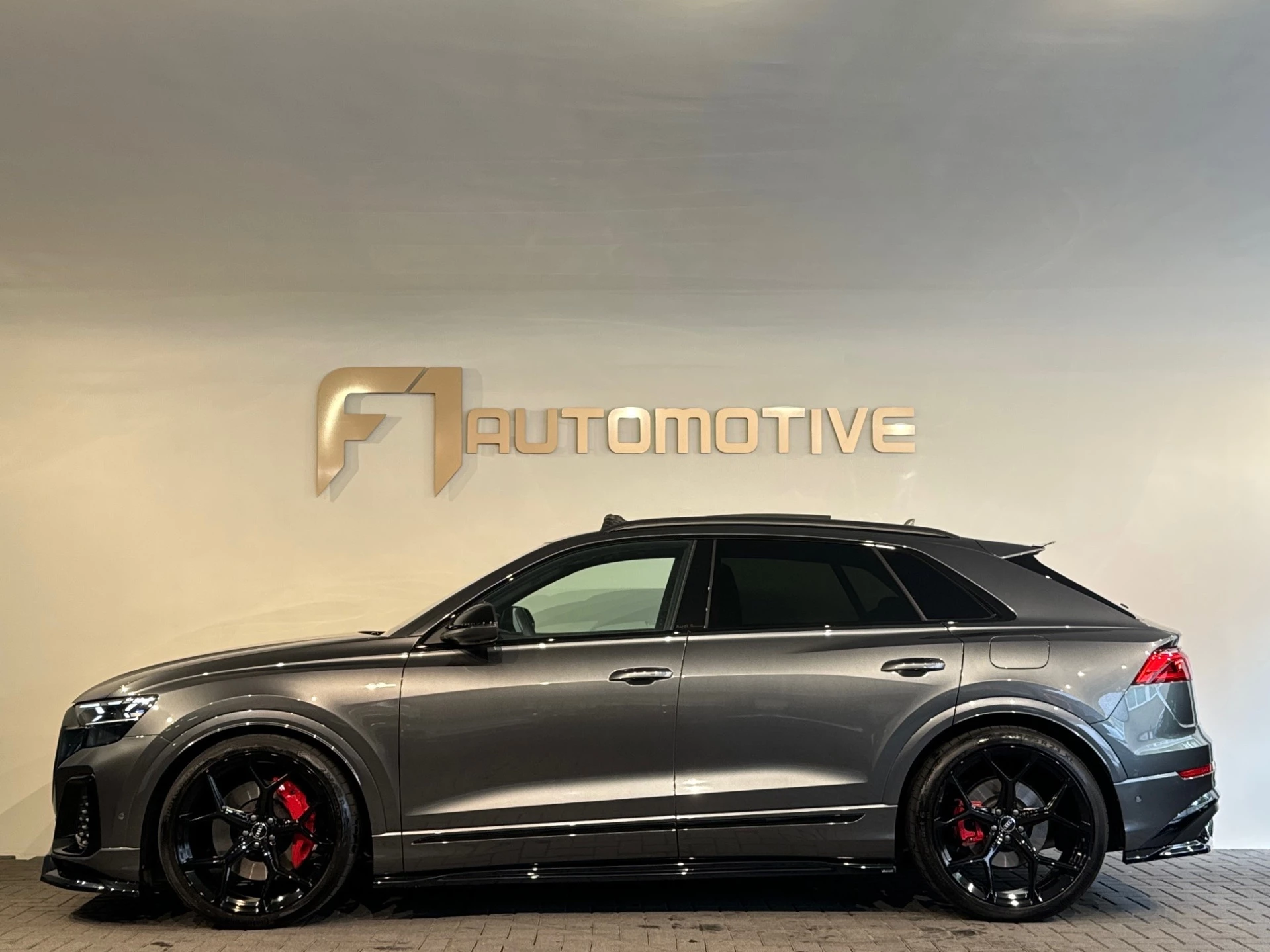 Hoofdafbeelding Audi Q8