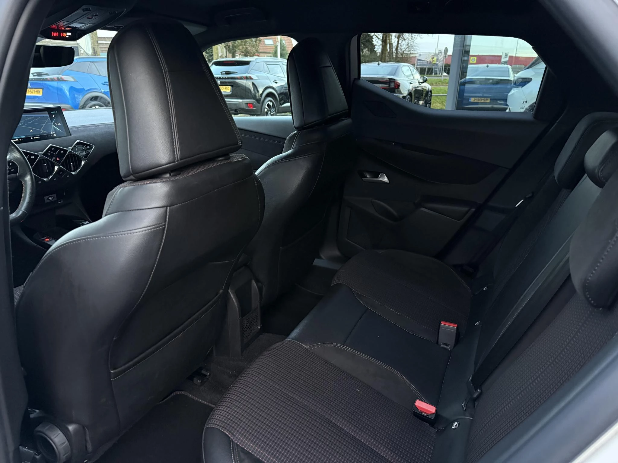 Hoofdafbeelding DS DS 3