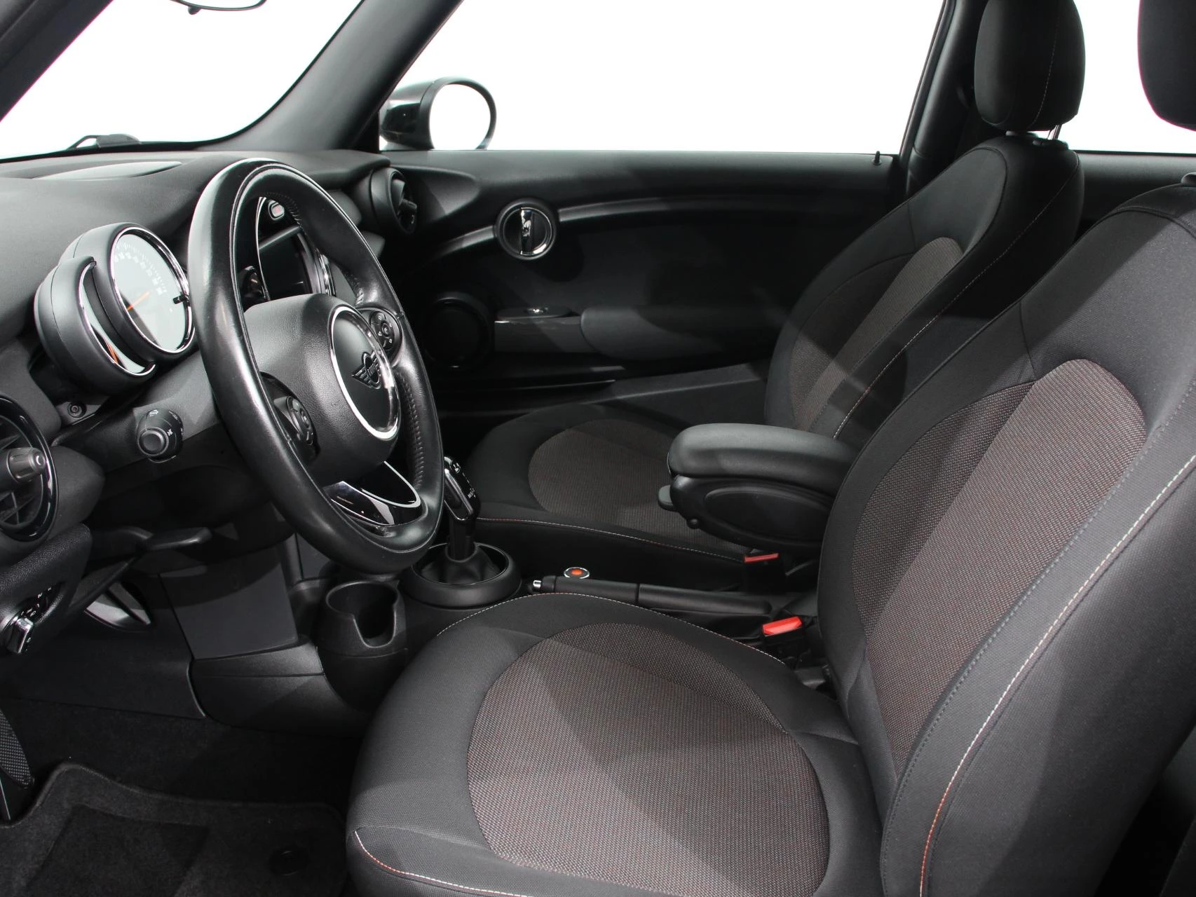 Hoofdafbeelding MINI One