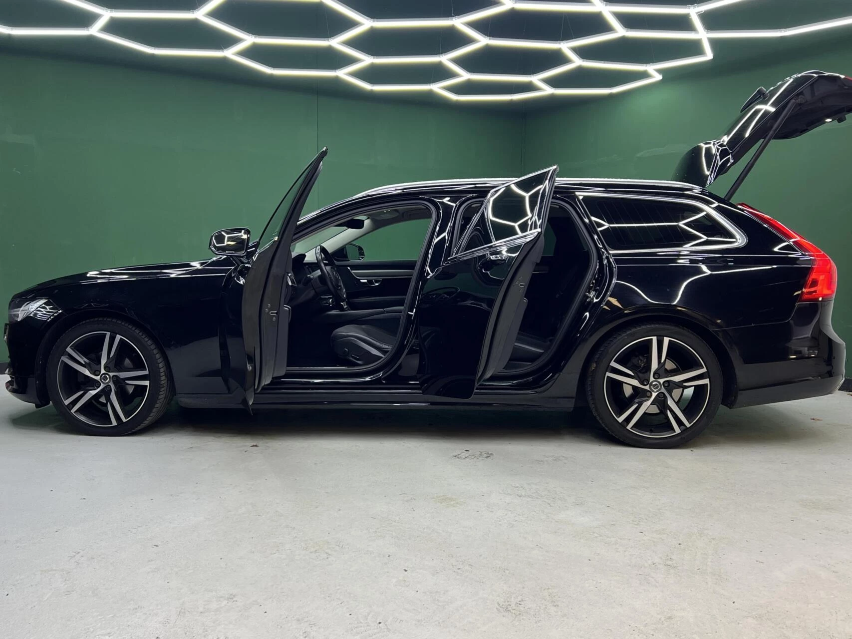 Hoofdafbeelding Volvo V90