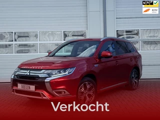 Hoofdafbeelding Mitsubishi Outlander Mitsubishi Outlander 2.4 PHEV S-Edition / Open Dak / Stoel + Stuur Verwarming / 4WD /