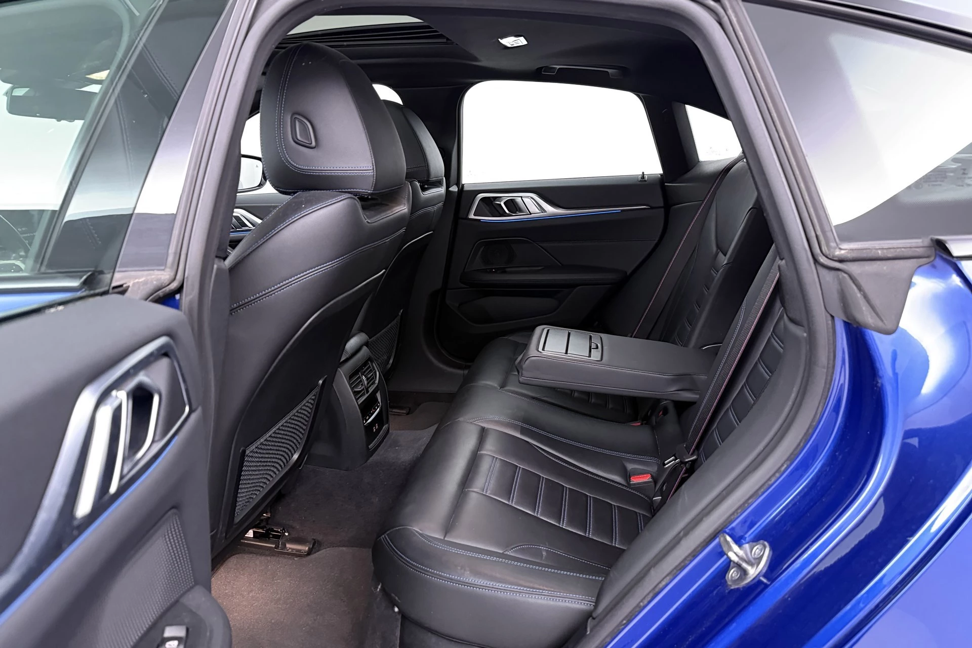 Hoofdafbeelding BMW i4