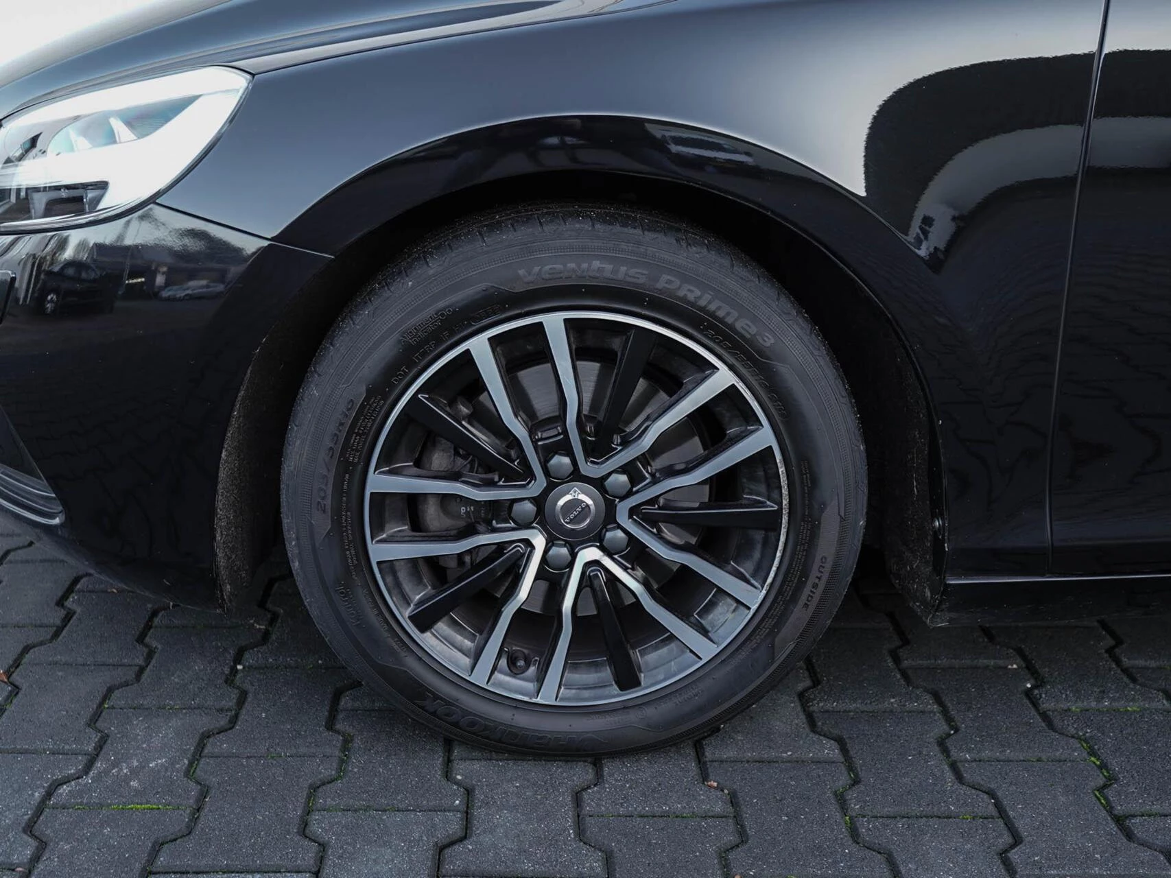 Hoofdafbeelding Volvo V40