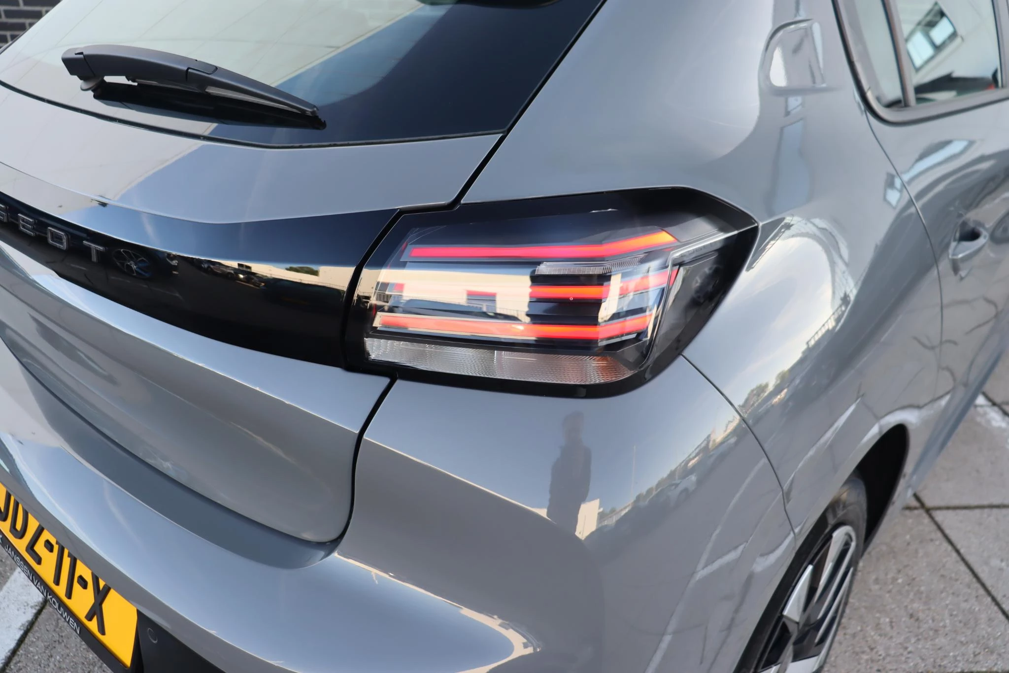 Hoofdafbeelding Peugeot 208