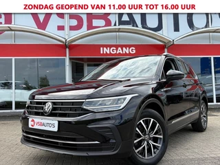 Hoofdafbeelding Volkswagen Tiguan Volkswagen Tiguan 1.5 TSI ACT. FACELIFT LED DIGITALE-SCHERM NAVI CARPLAY CAMERA AIRCO LMV PDC