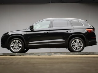 Skoda Kodiaq 1.5 TSI Style Business 7p. (PANORAMADAK,CARPLAY,NAVI,LED,360 CAMERA,CRUISE,ELECTRISCHE STOELEN,KEY LESS,STOELVER.)