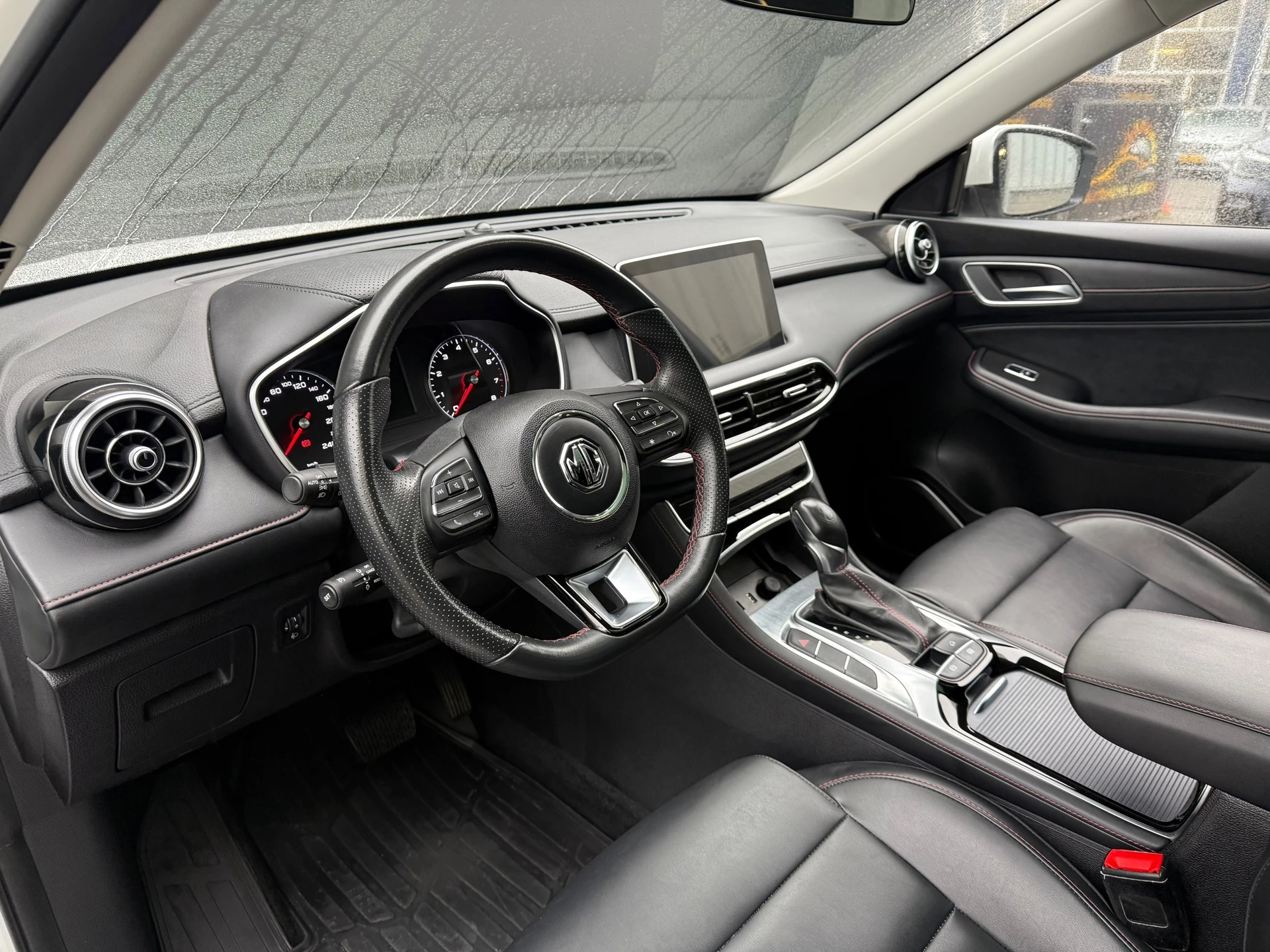 Hoofdafbeelding MG HS