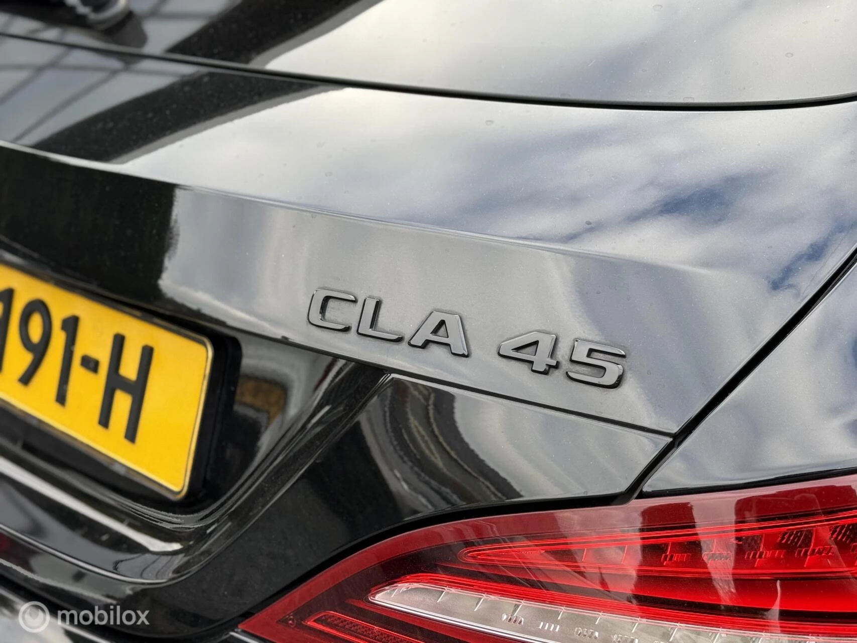 Hoofdafbeelding Mercedes-Benz CLA