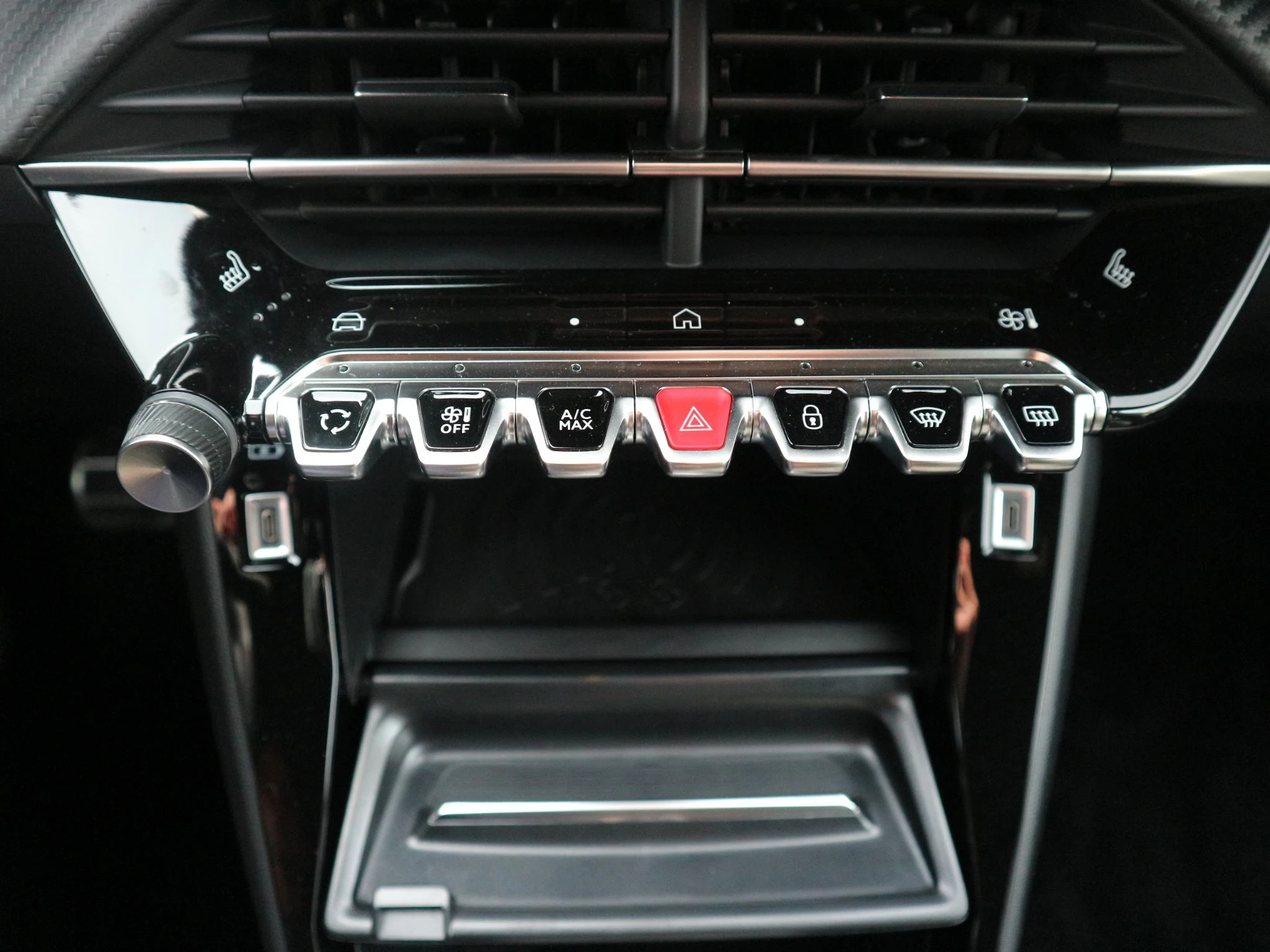 Hoofdafbeelding Peugeot e-208
