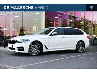 BMW 5 Serie Touring 540i xDrive High Executive M Sport Automaat / Panoramadak / Trekhaak / Head-up Display / Parking Assistant Plus / Adaptief onderstel / 20"LM-velgen