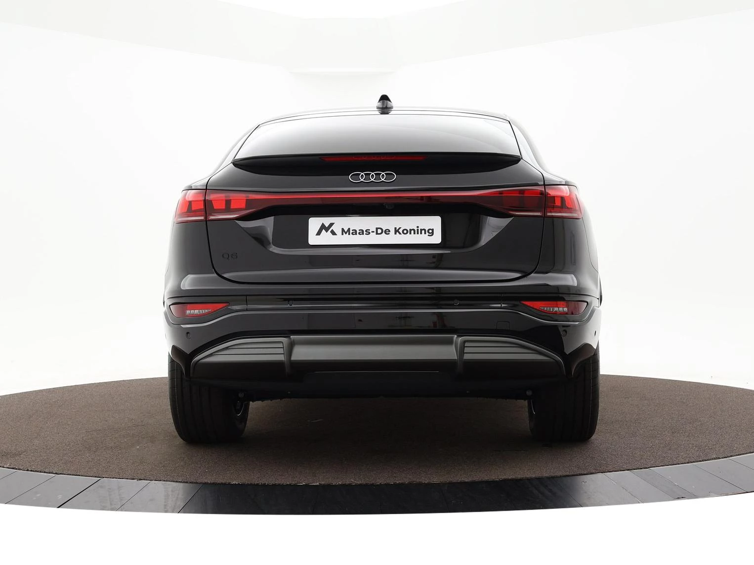 Hoofdafbeelding Audi Q6 e-tron