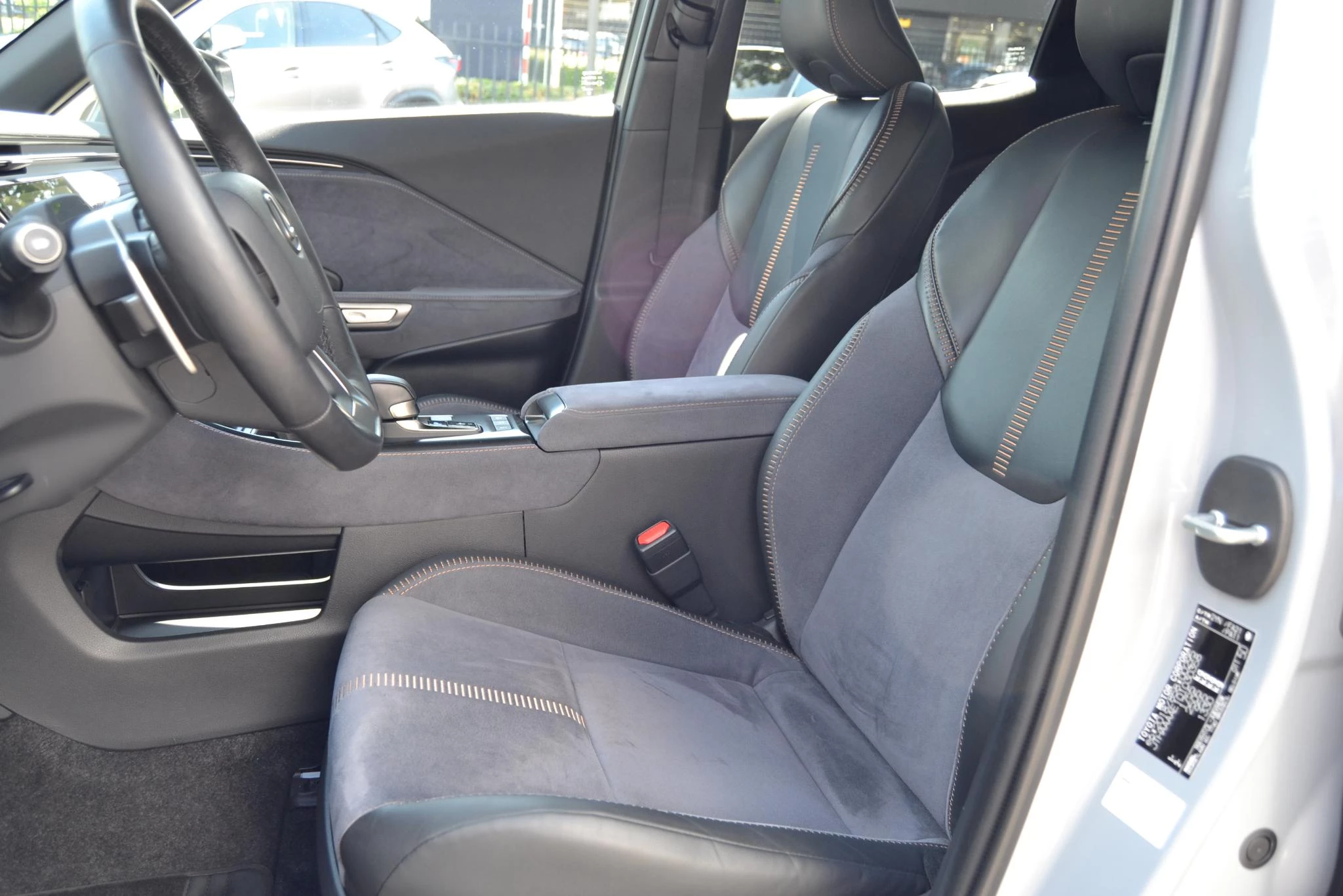 Hoofdafbeelding Lexus LBX