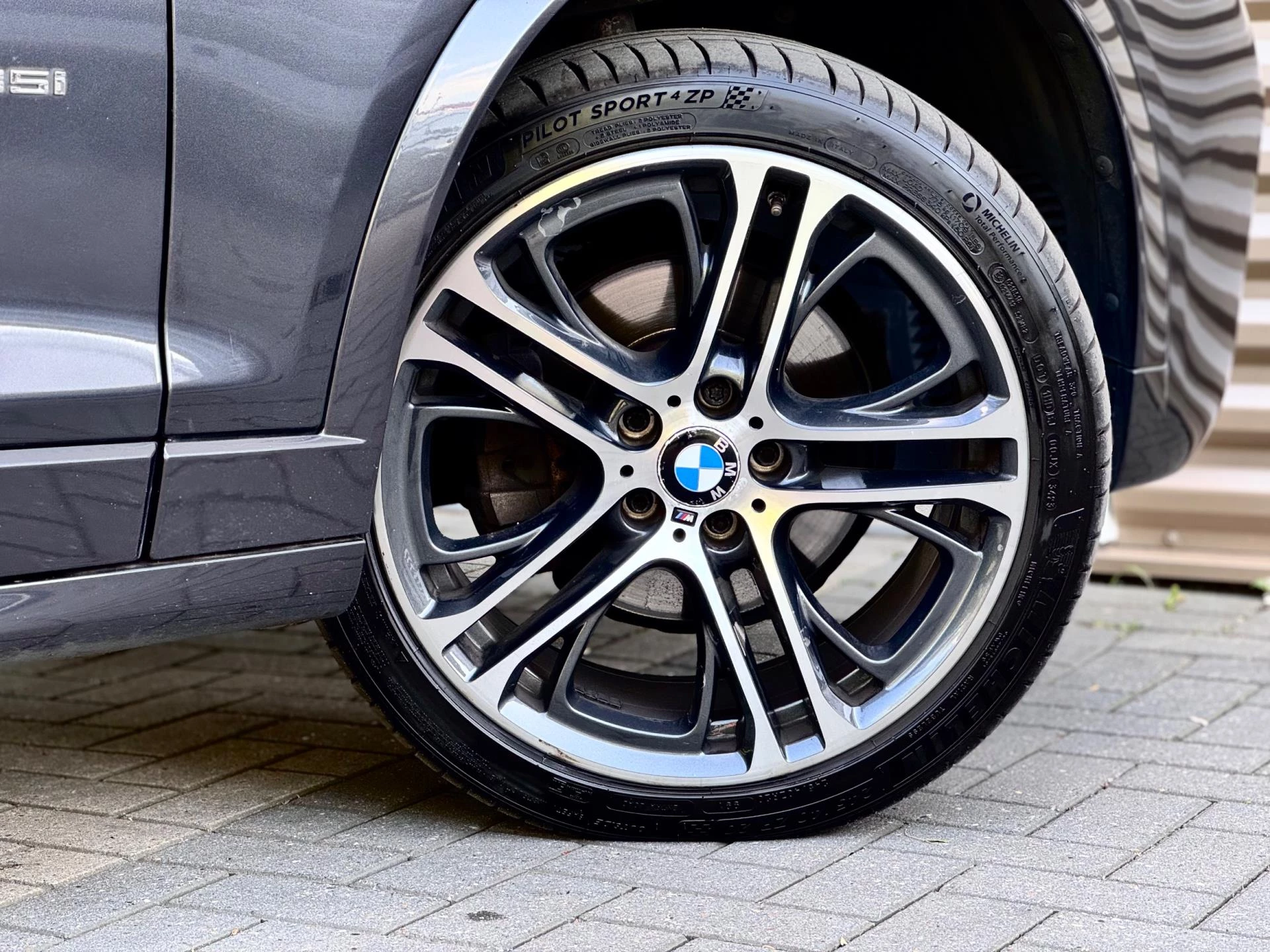 Hoofdafbeelding BMW X4