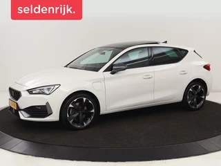Hoofdafbeelding CUPRA Leon Cupra Leon 1.4 TSI eHybrid PHEV | Panoramadak | Stoel & stuurverwarming | Carplay | Navigatie | Parkeerhulp | Sportstoelen | Digital Cockpit | Half leder | Plug In