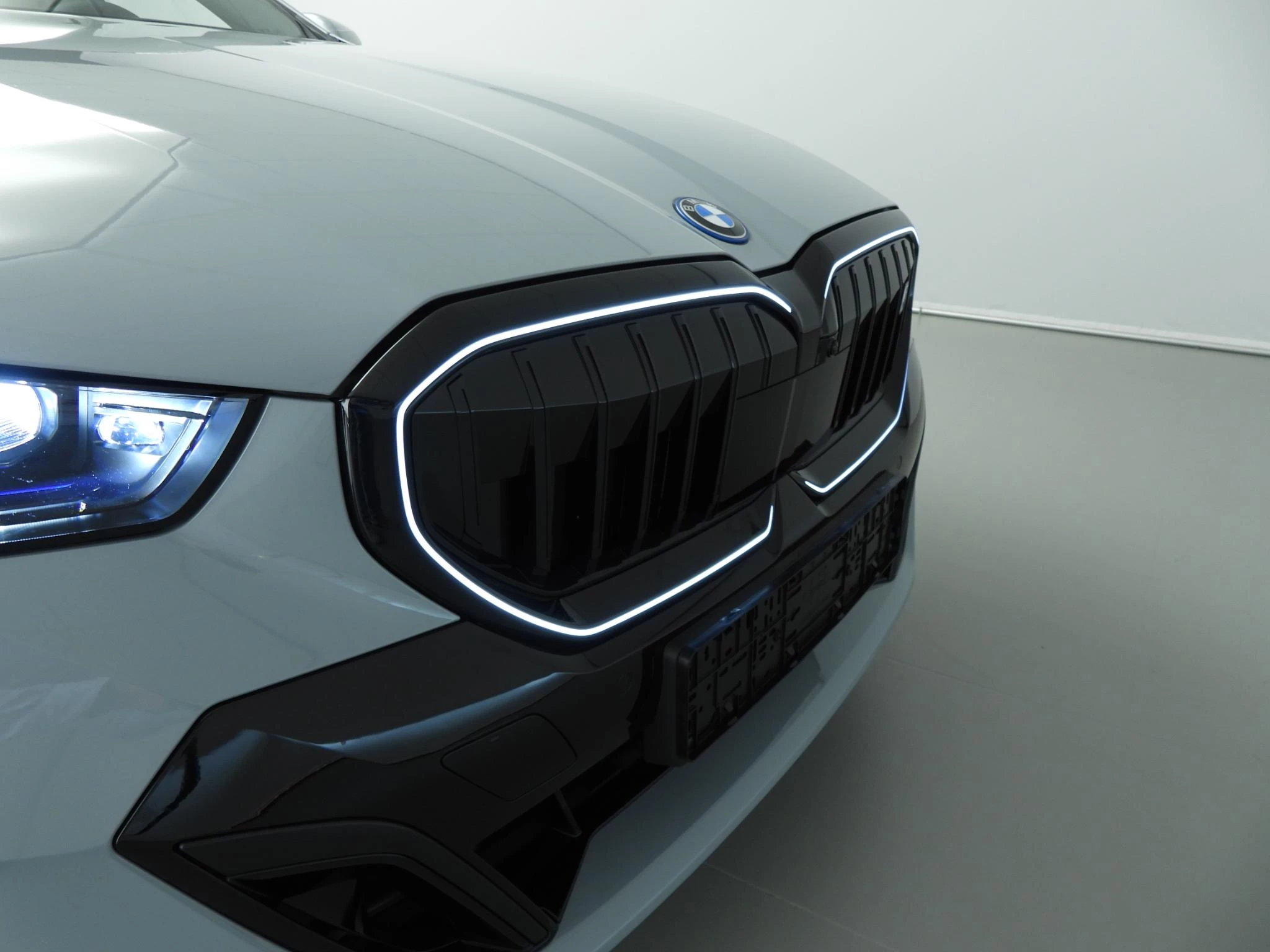 Hoofdafbeelding BMW i5