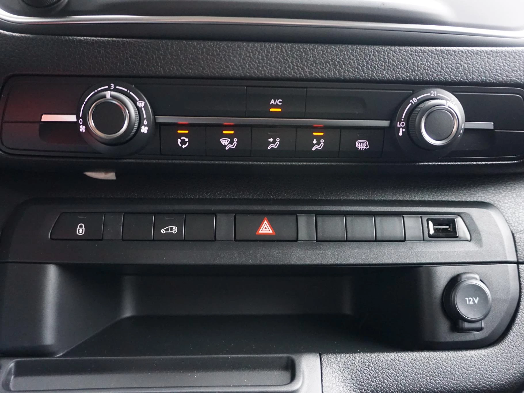 Hoofdafbeelding Opel Vivaro-e