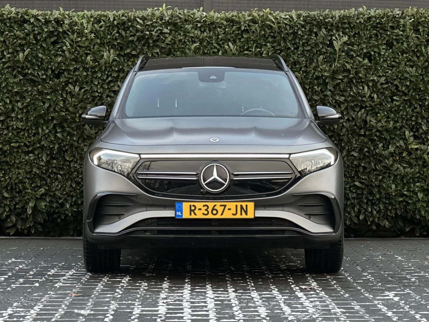 Hoofdafbeelding Mercedes-Benz EQB