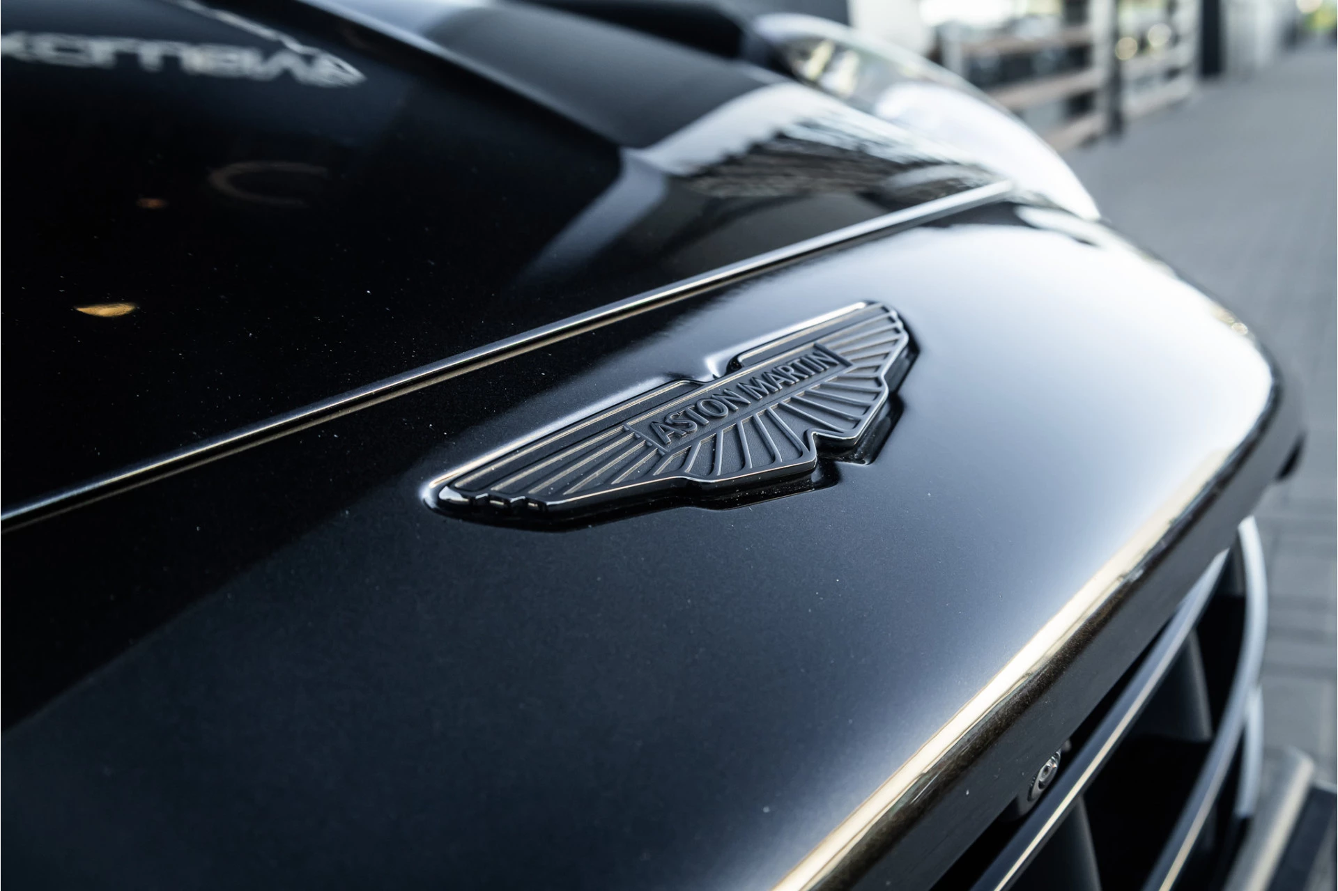 Hoofdafbeelding Aston Martin V8 Vantage