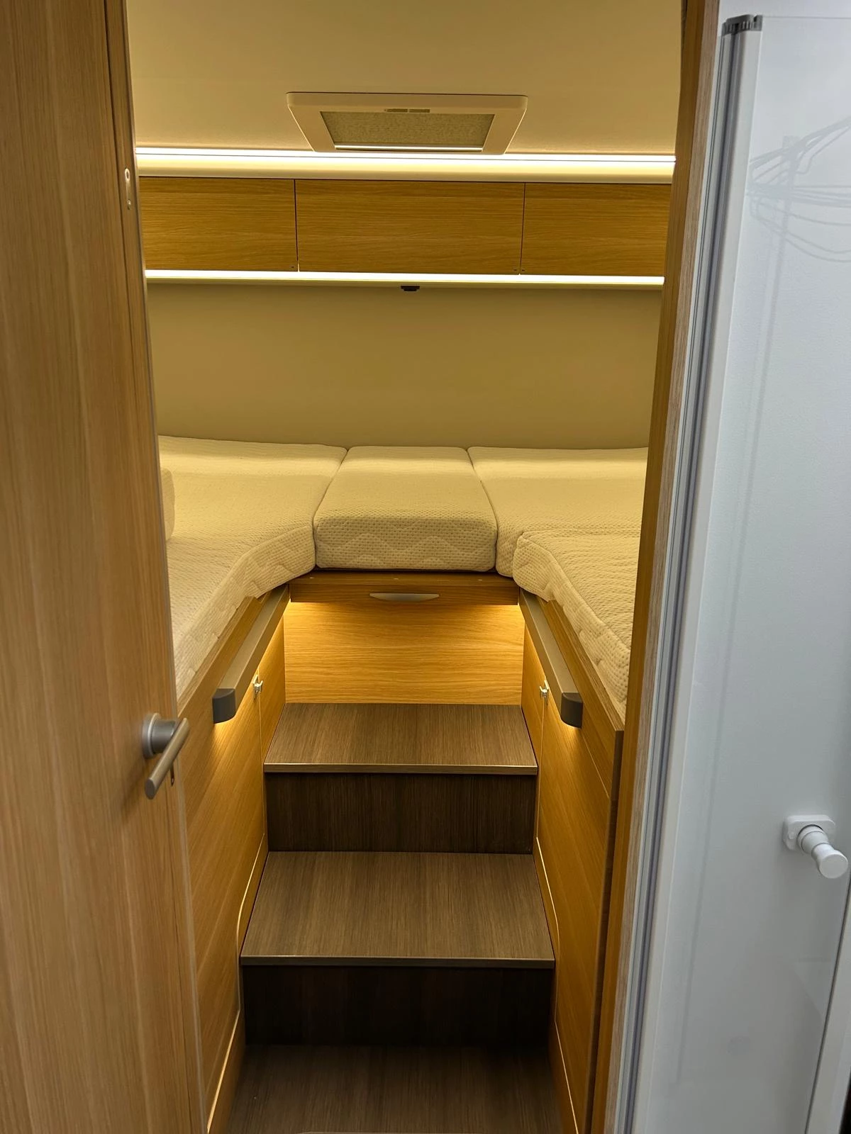 Hoofdafbeelding Adria MATRIX 670SL