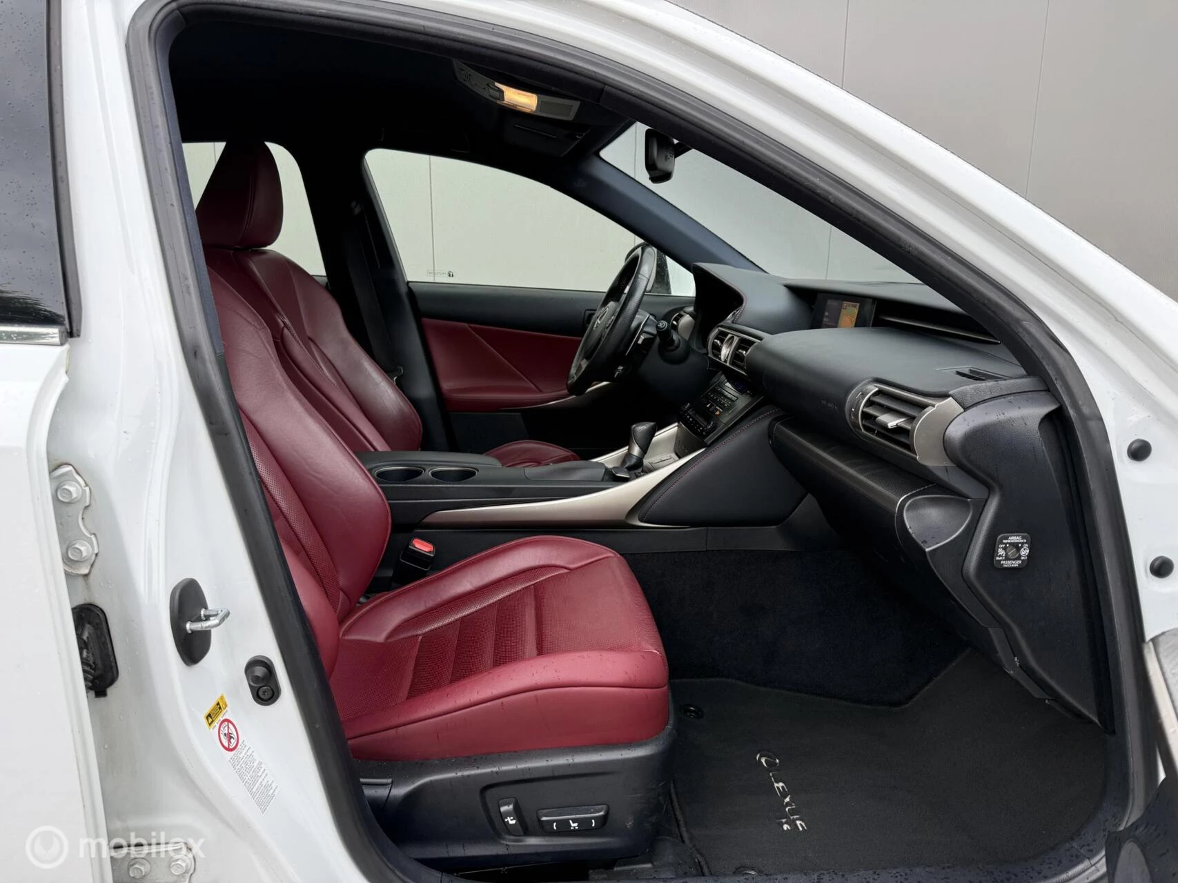 Hoofdafbeelding Lexus IS