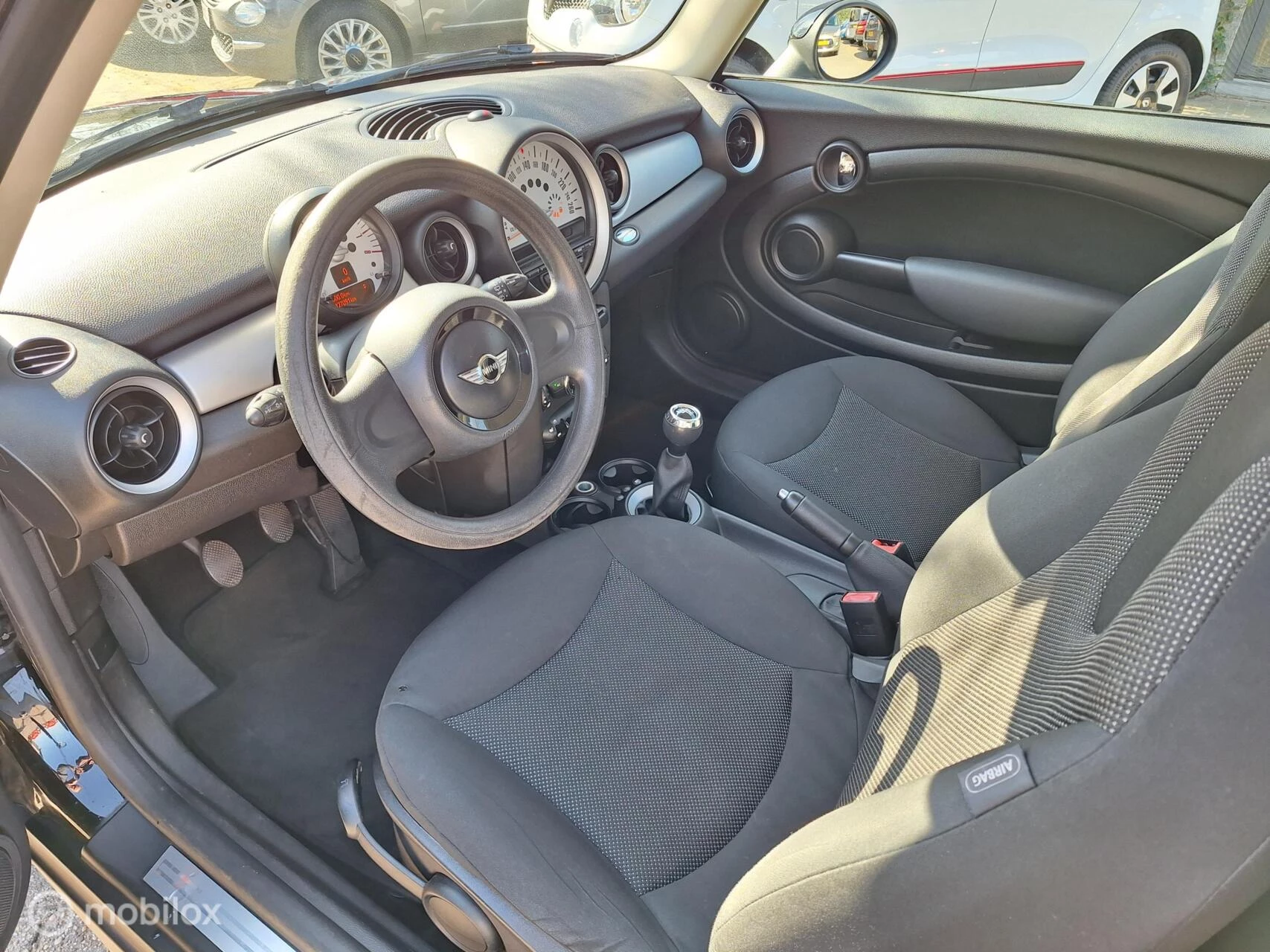 Hoofdafbeelding MINI One