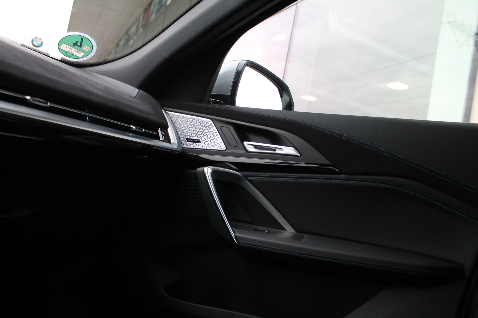 Hoofdafbeelding BMW iX2