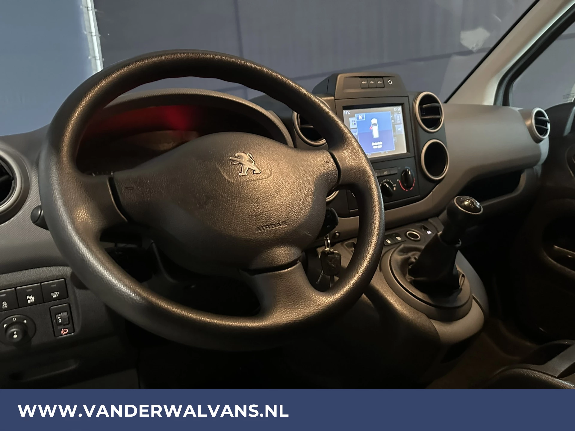 Hoofdafbeelding Peugeot Partner