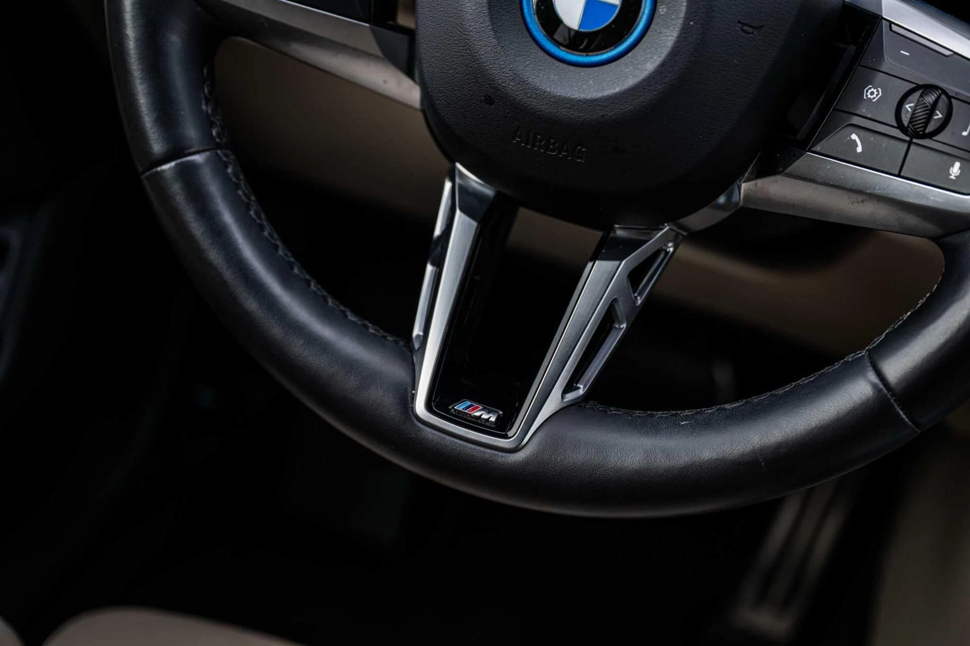 Hoofdafbeelding BMW iX1